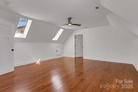 listing image 38