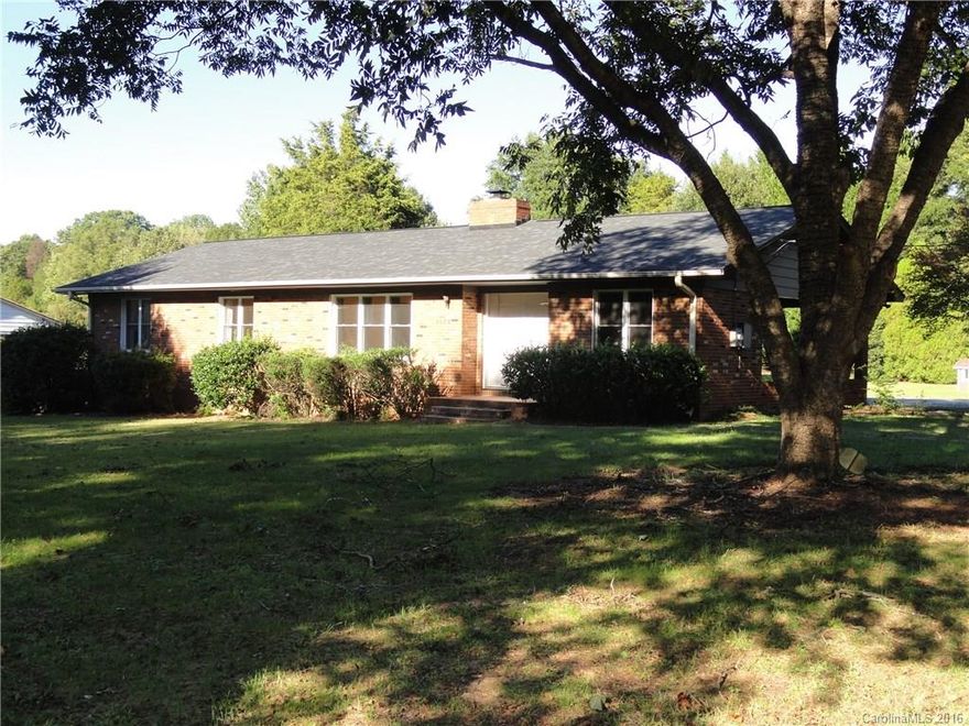Great home in move-in condition. All brick on .96 acres. Lot has beautiful mature trees. Stainless appliances, laminate floors in all rooms except bathrooms. One car carport with utility room. Driveway with turn around for easy in and out.  New HVAC Oct 2016 and New Roof Sept 2016.