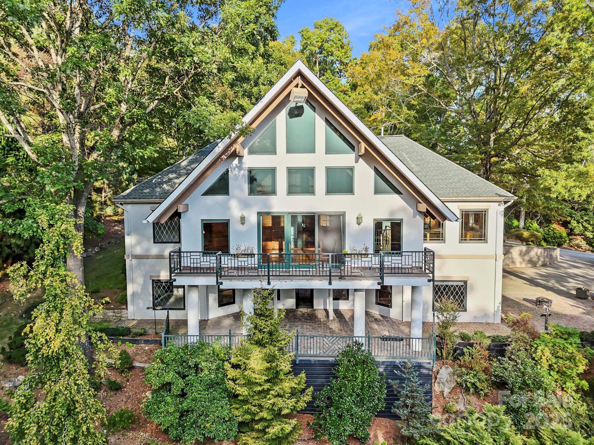 31 Ridge Drive S