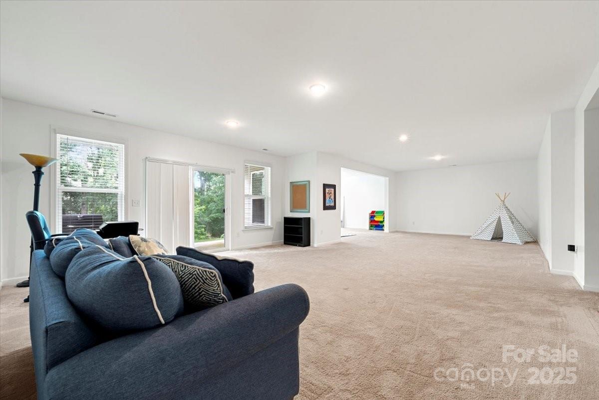 The Retreat at Rayfield - Residential