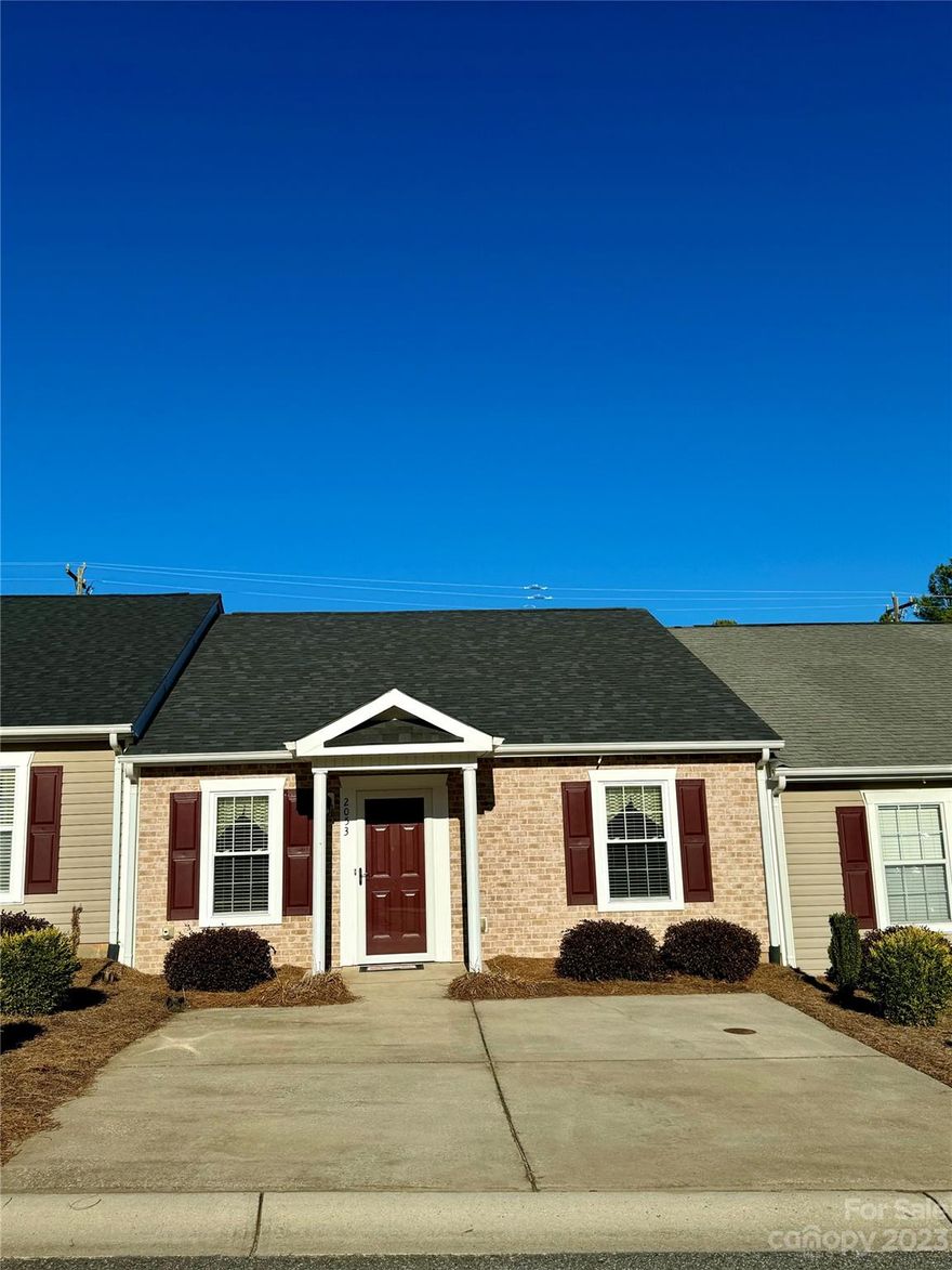 Rare Find!! Welcome home to this single story townhome nestled away in the heart of Cramerton, NC. This home features 2 bedrooms, 2 full baths, spacious kitchen and living area. The covered and privacy fenced rear patio is the perfect spot to sit, sip and relax. Just minutes from I-85, I-485, CLT International Airpot, local shops and dinning. Don't miss your opportunity to call this jewel home!