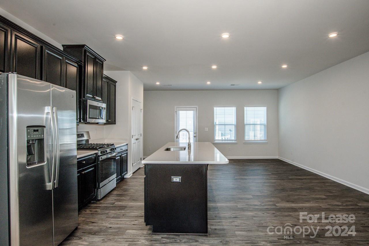 Riverbend Towns - Residential Lease