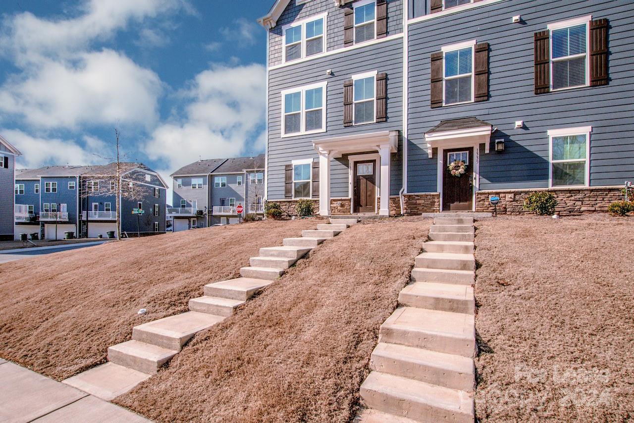 Riverbend Towns - Residential Lease