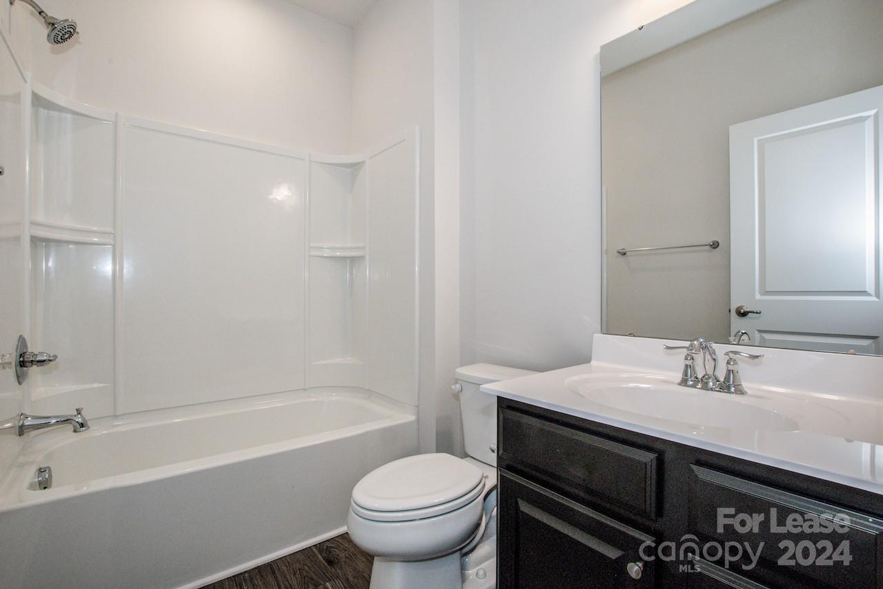 Riverbend Towns - Residential Lease