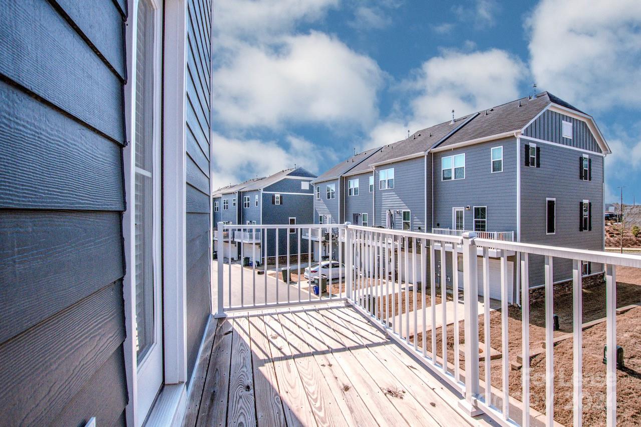 Riverbend Towns - Residential Lease