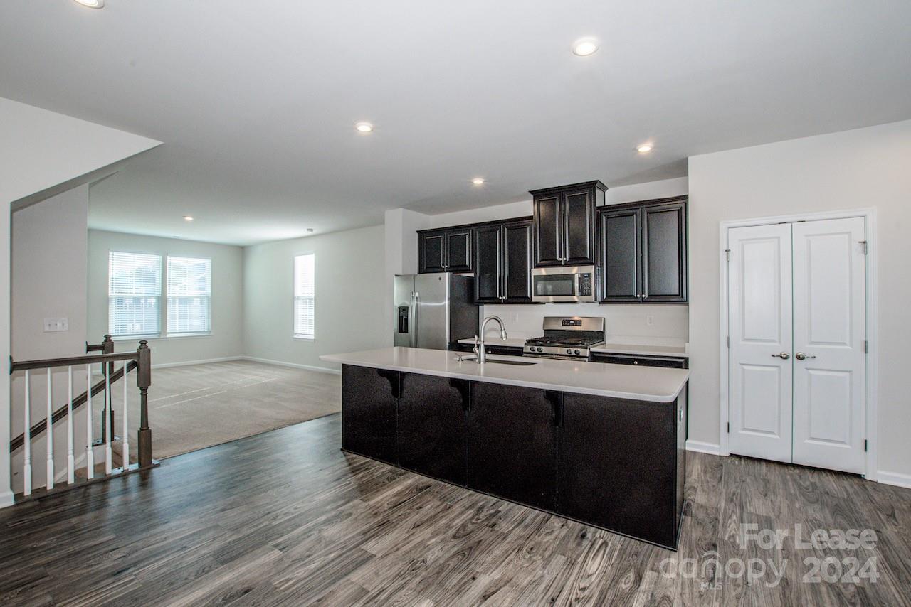 Riverbend Towns - Residential Lease