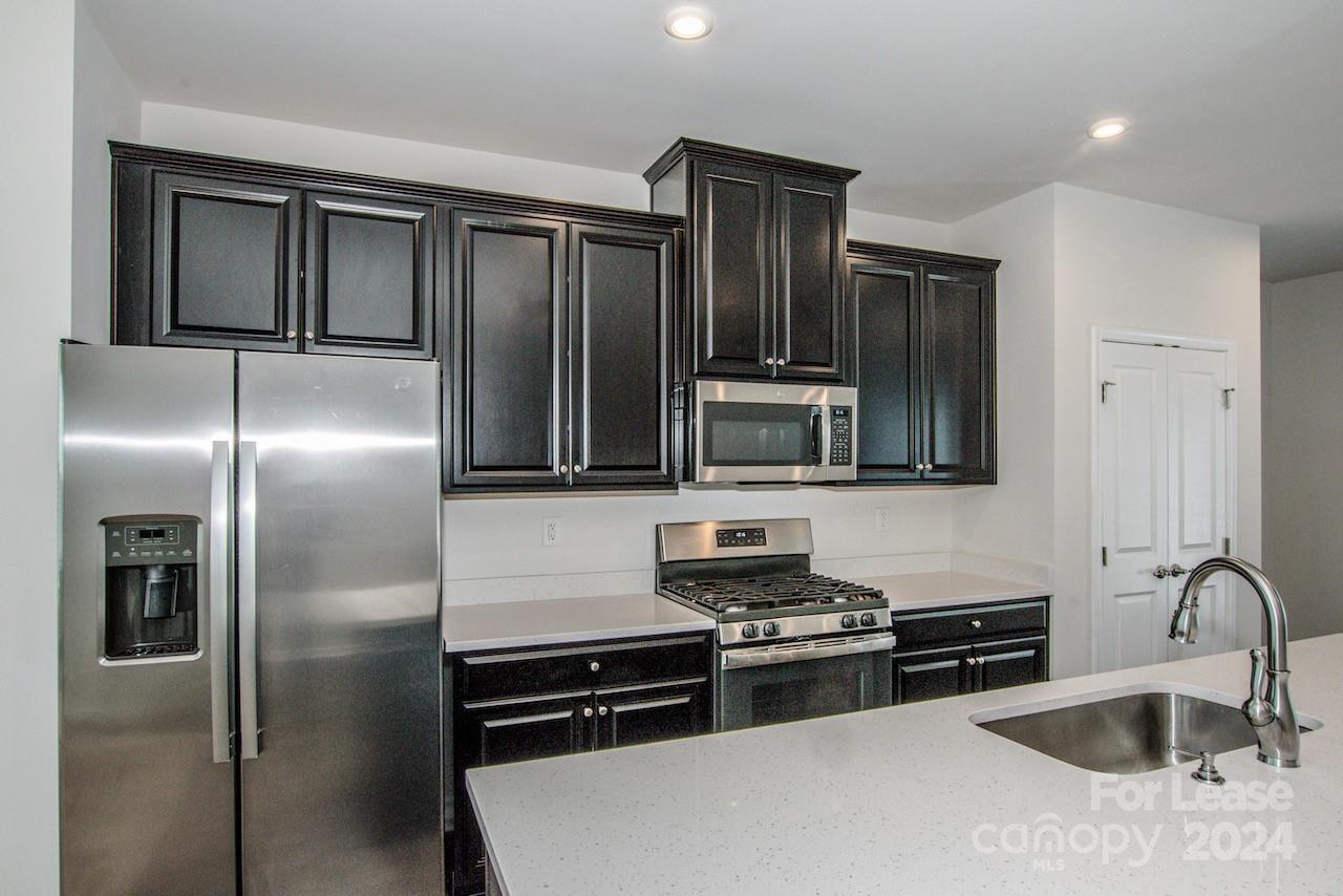 Riverbend Towns - Residential Lease