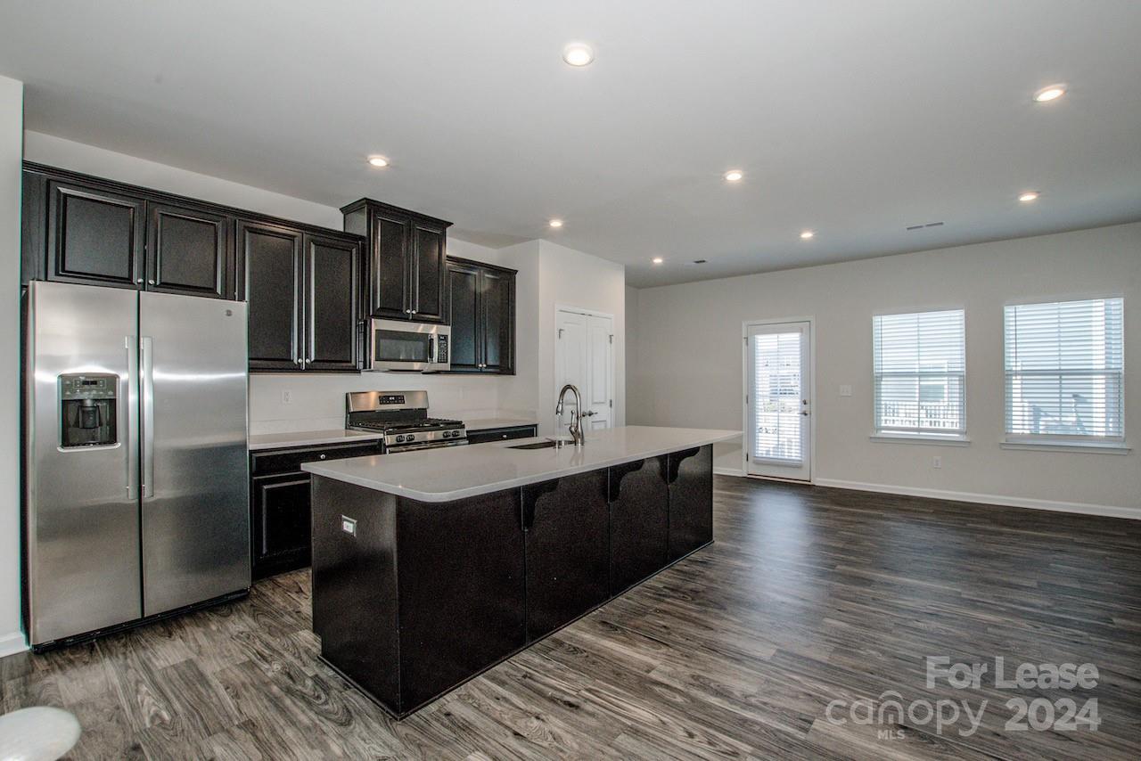 Riverbend Towns - Residential Lease