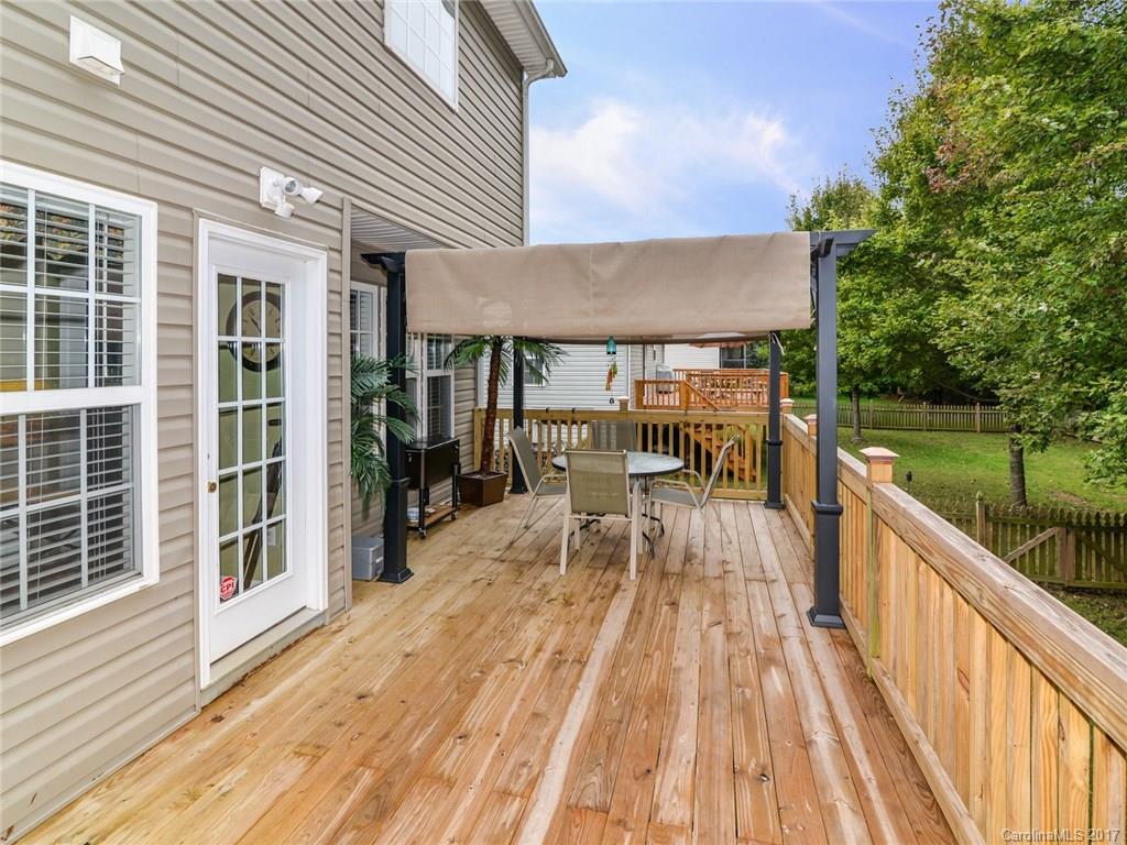 Steele Meadows - Residential