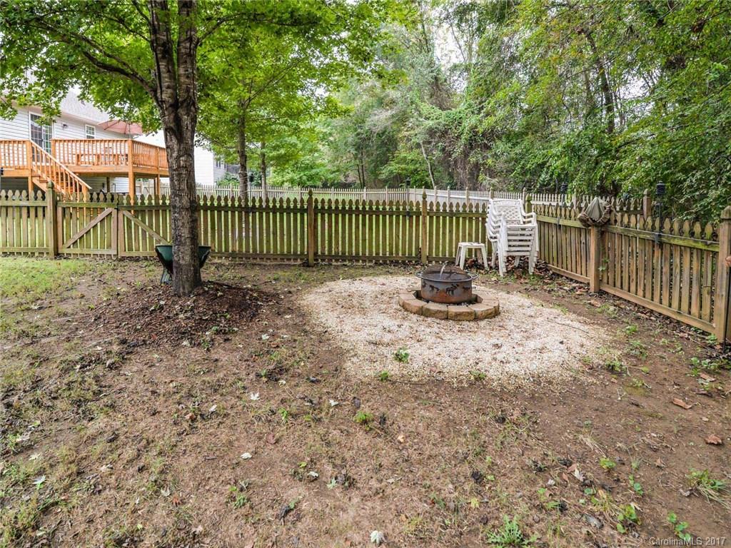 Steele Meadows - Residential