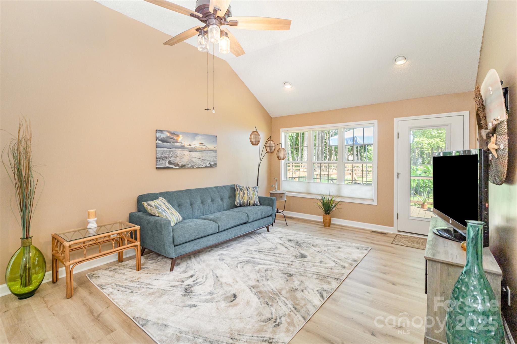 Smokerise - Residential