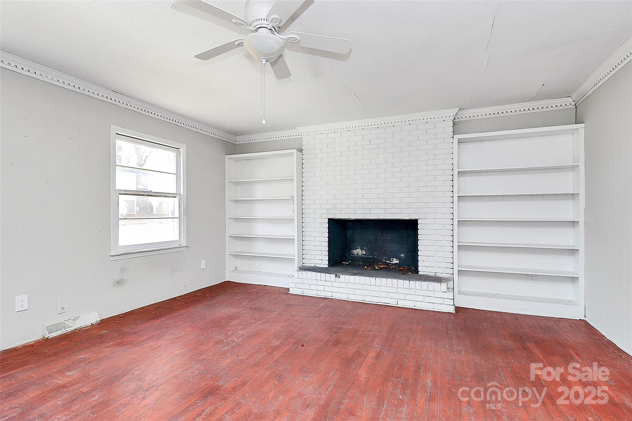 1123 E Gaston Street