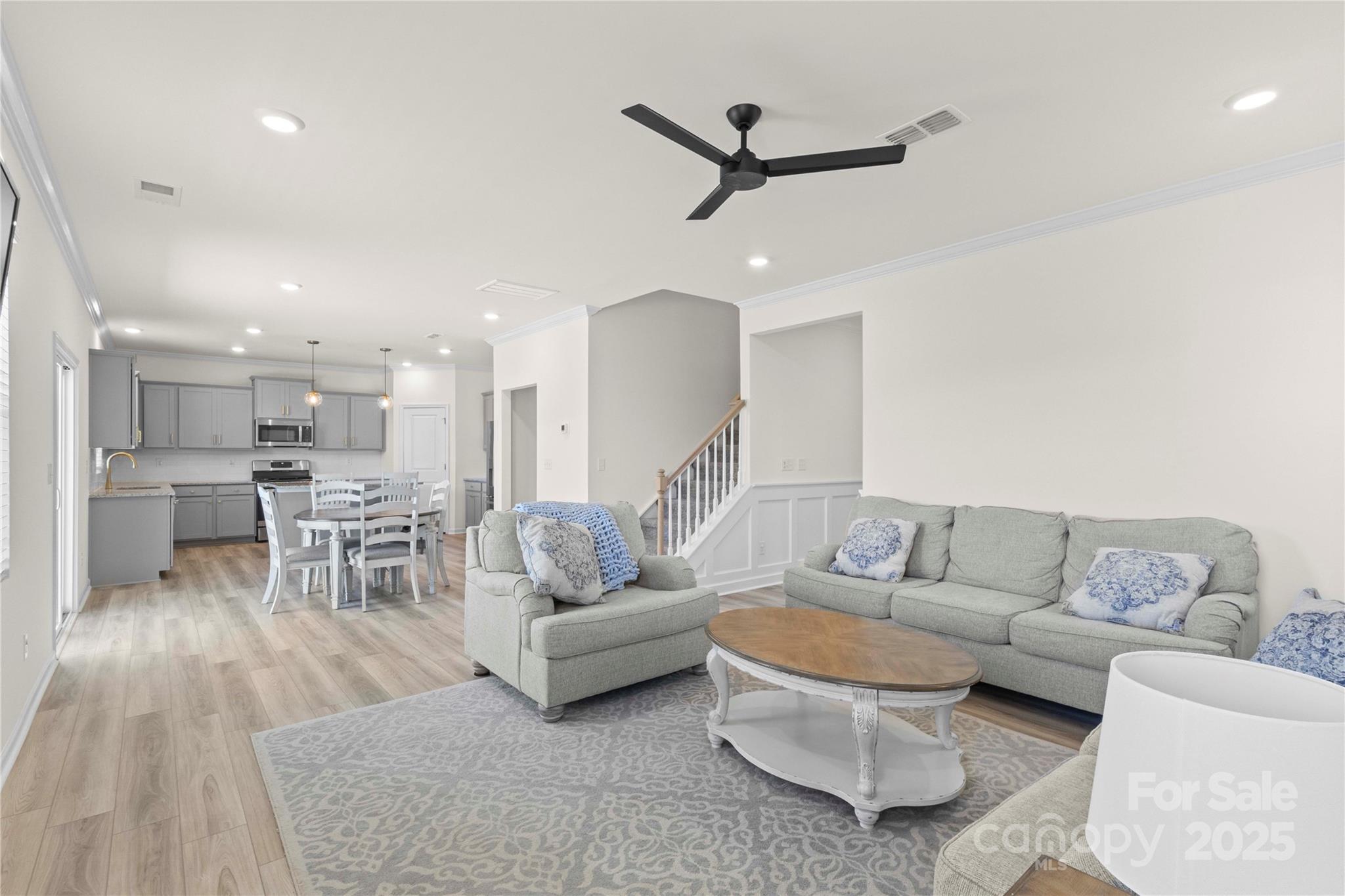 1405 Harleston Street