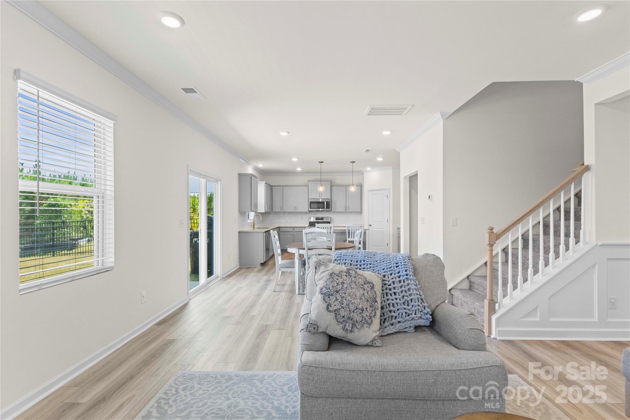 1405 Harleston Street