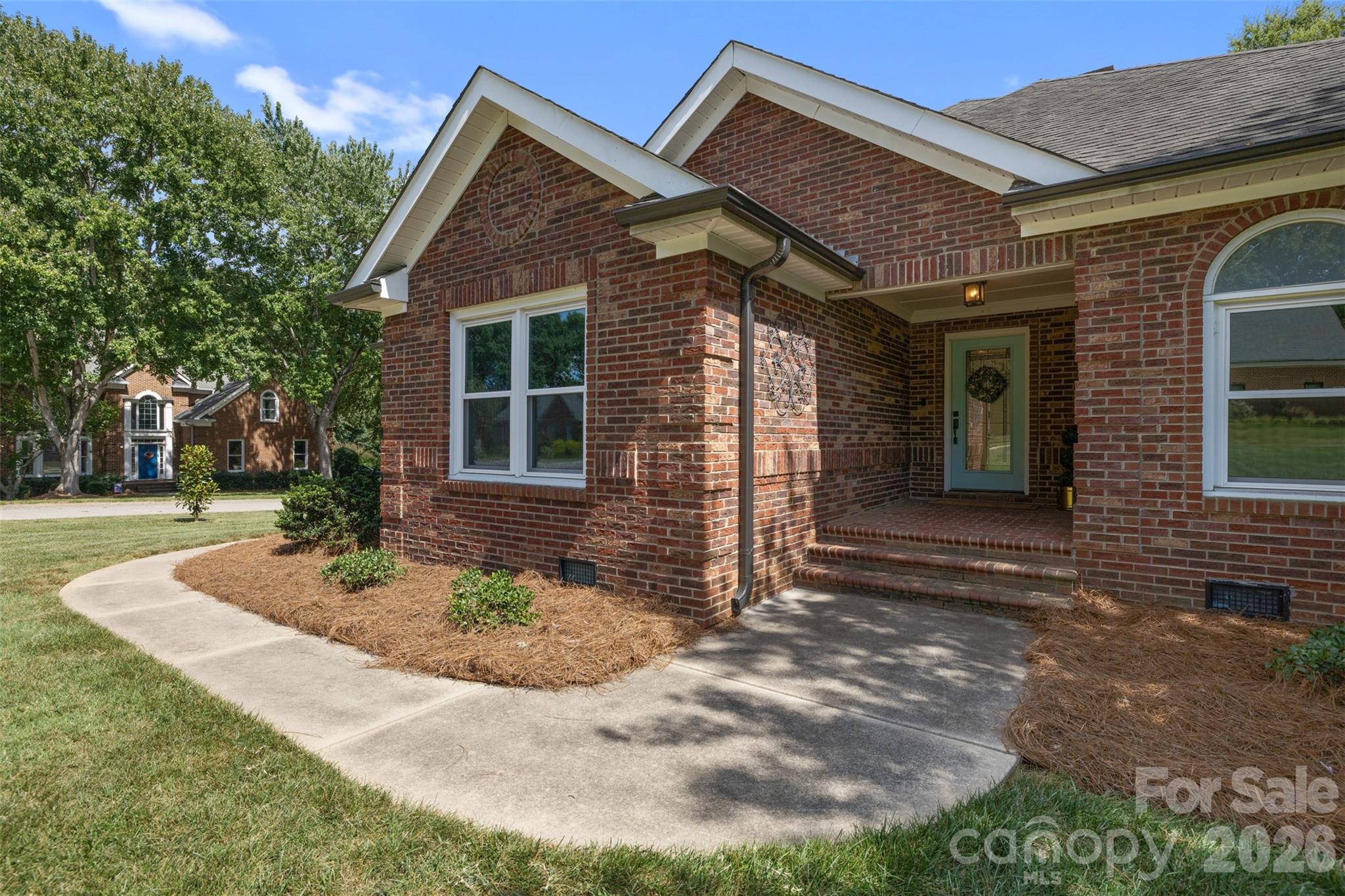 412 Shadydale Court