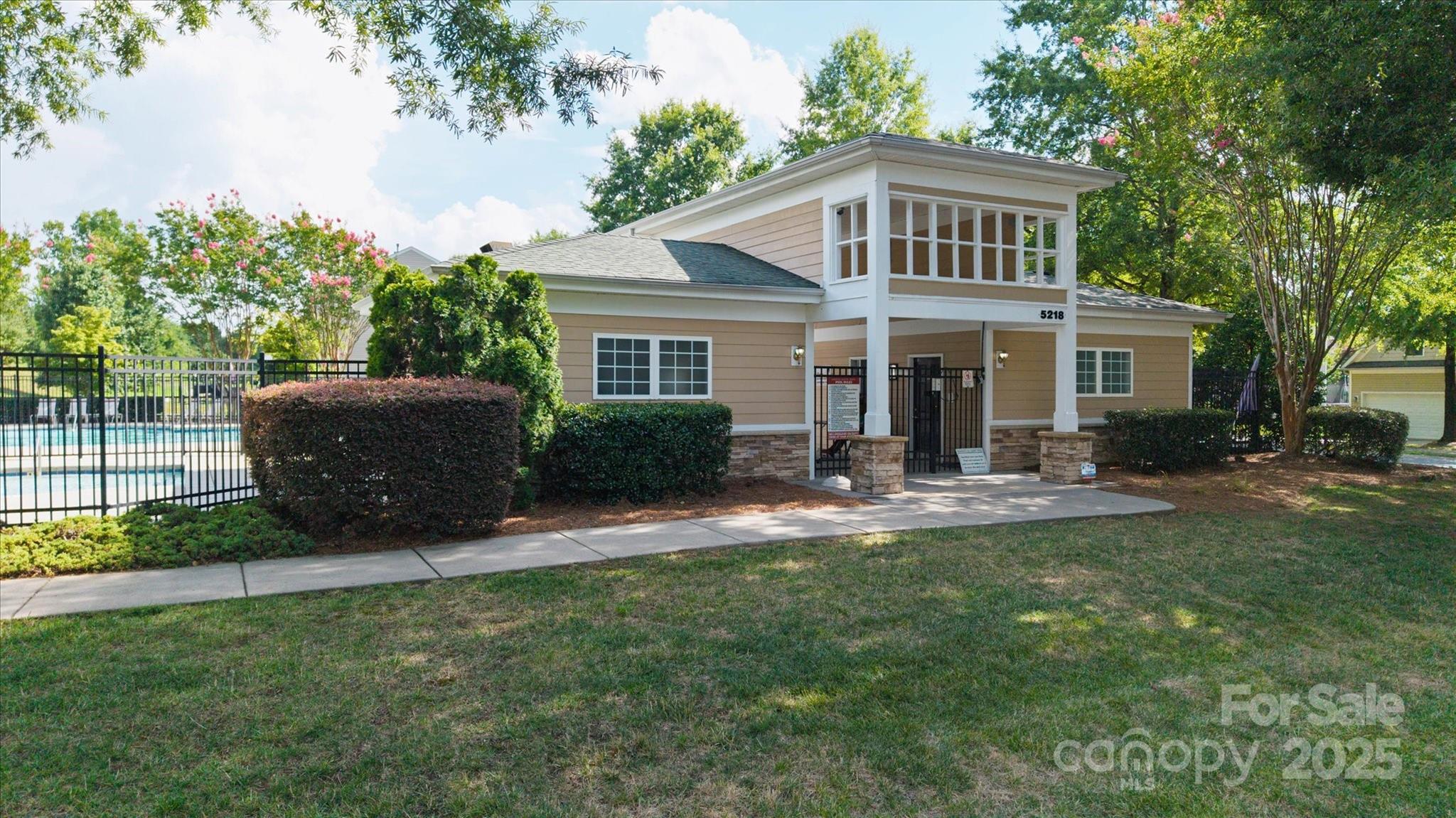 Applegate - Residential