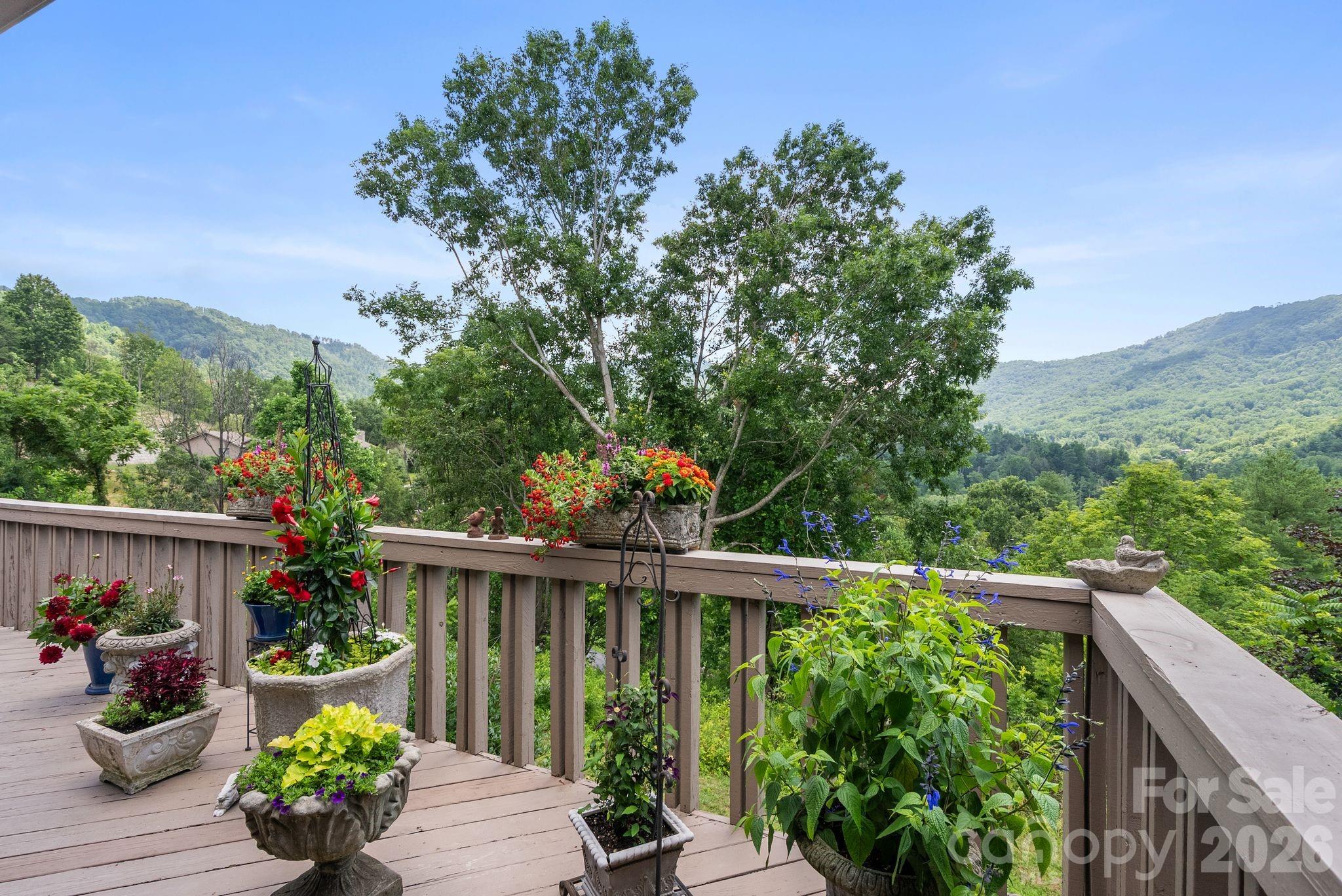 48 Stony Ridge