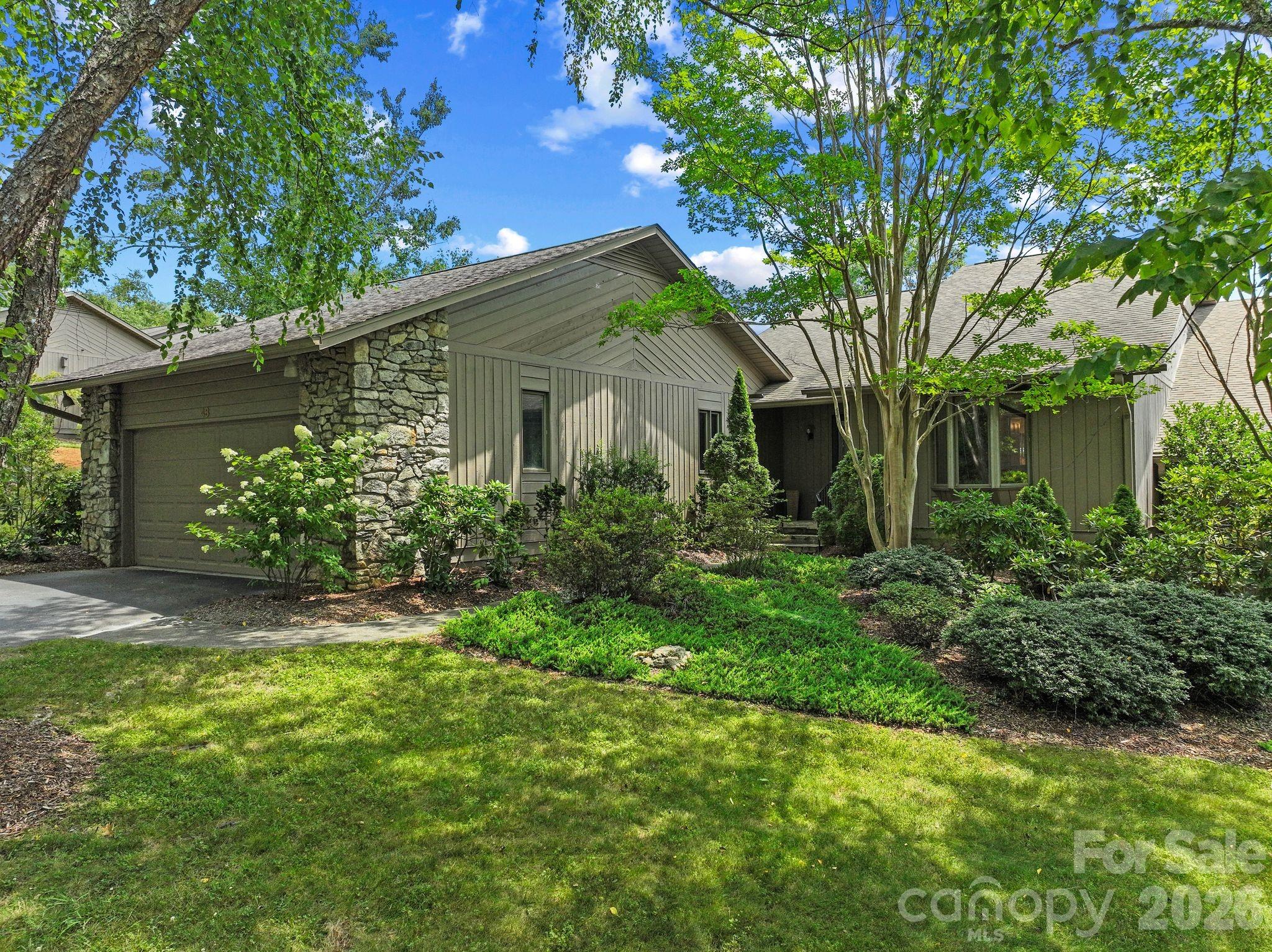 48 Stony Ridge