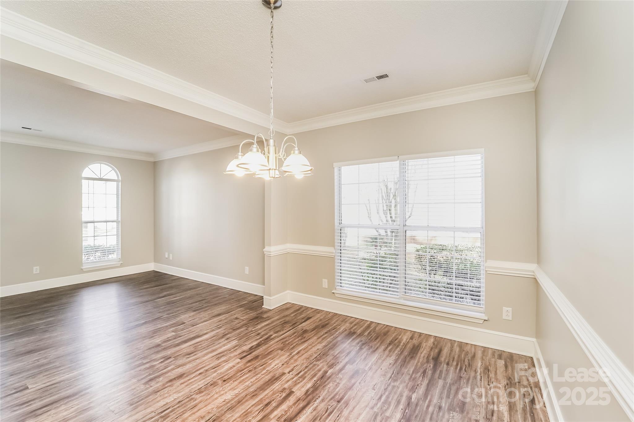 7121 Scuppernong Court