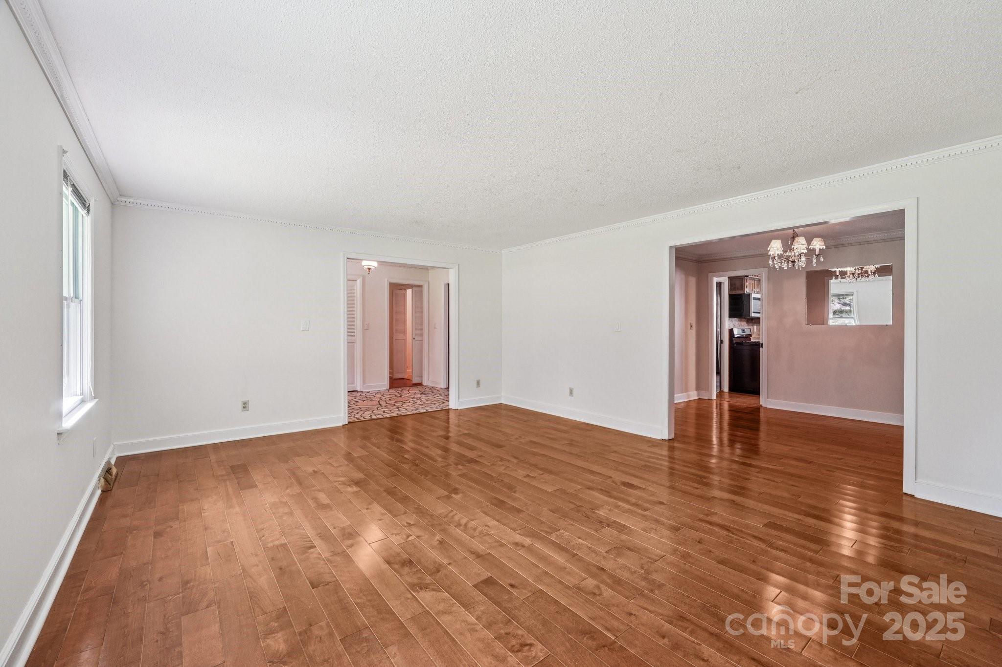 3333 Tanglewood Drive