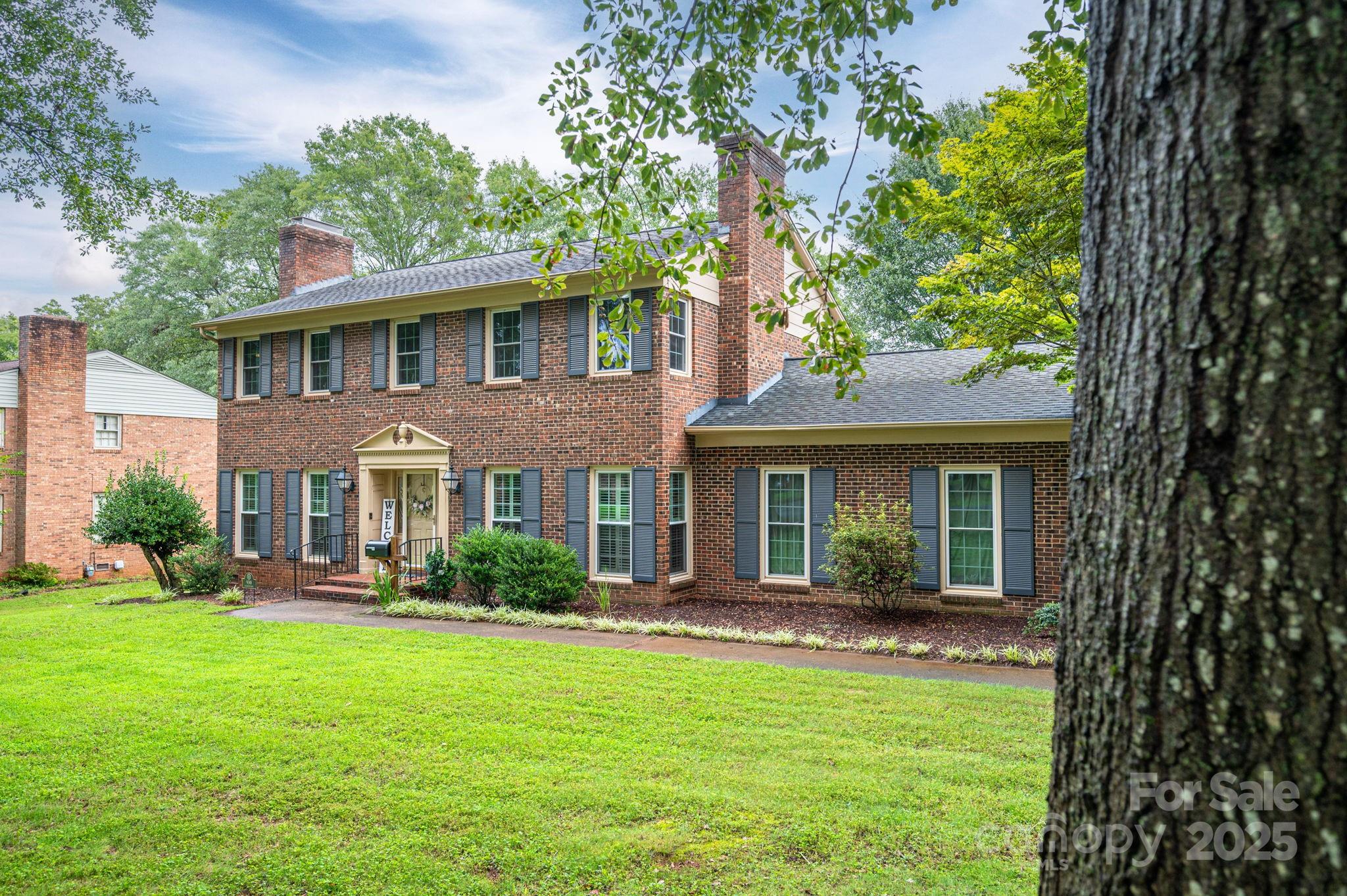 930 Elizabeth Road