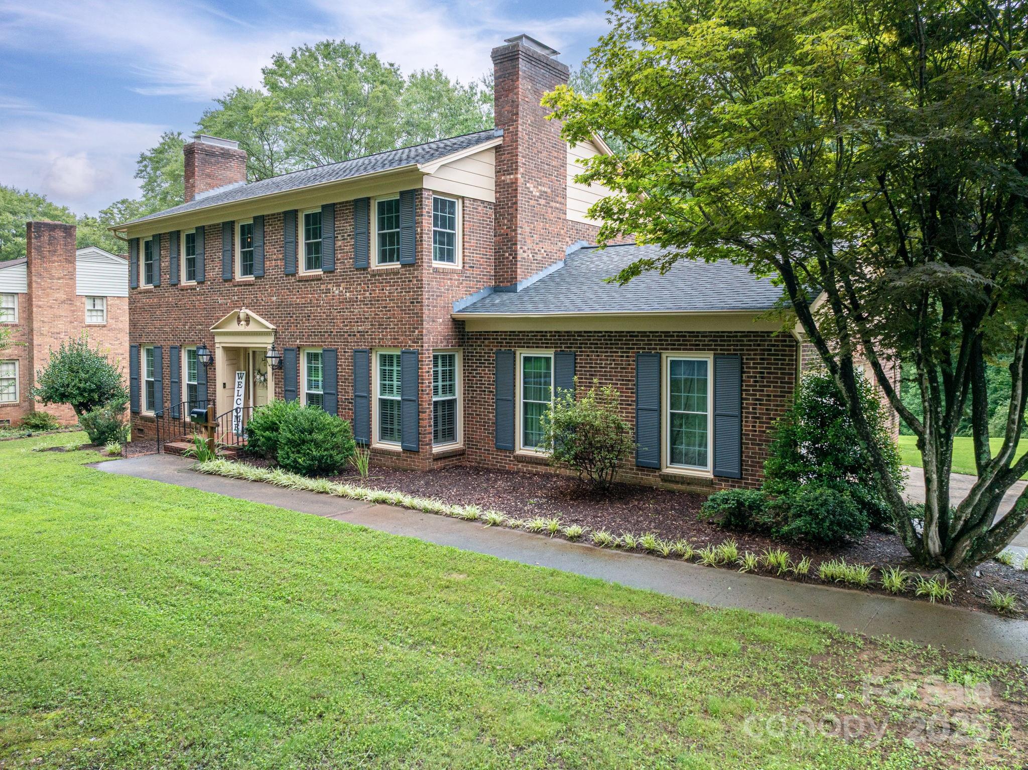 930 Elizabeth Road