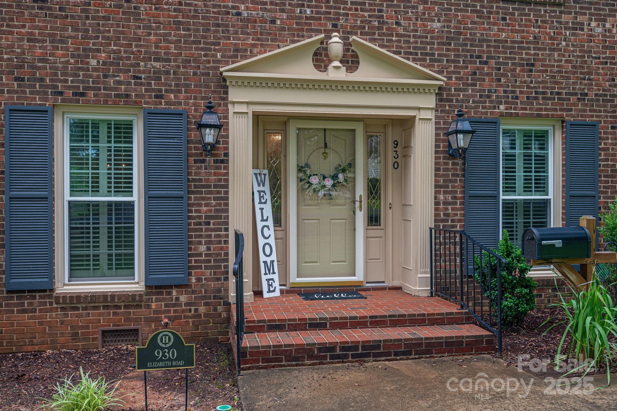 930 Elizabeth Road