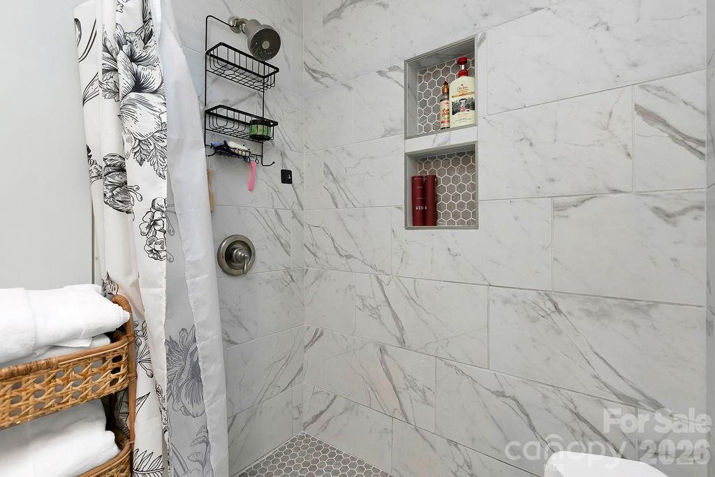 Knob Creek - Residential