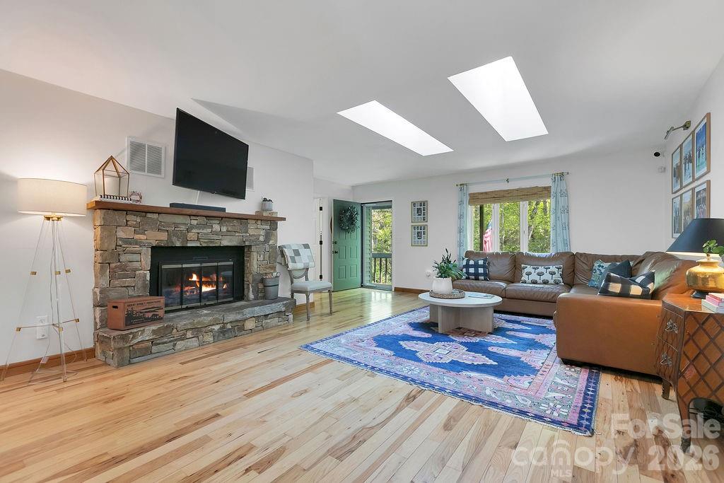 Knob Creek - Residential