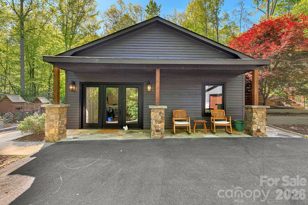 Knob Creek - Residential