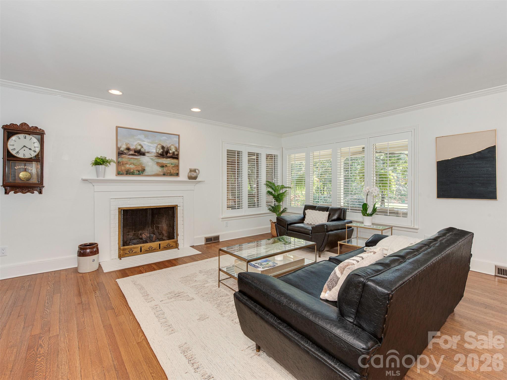 723 Romany Road