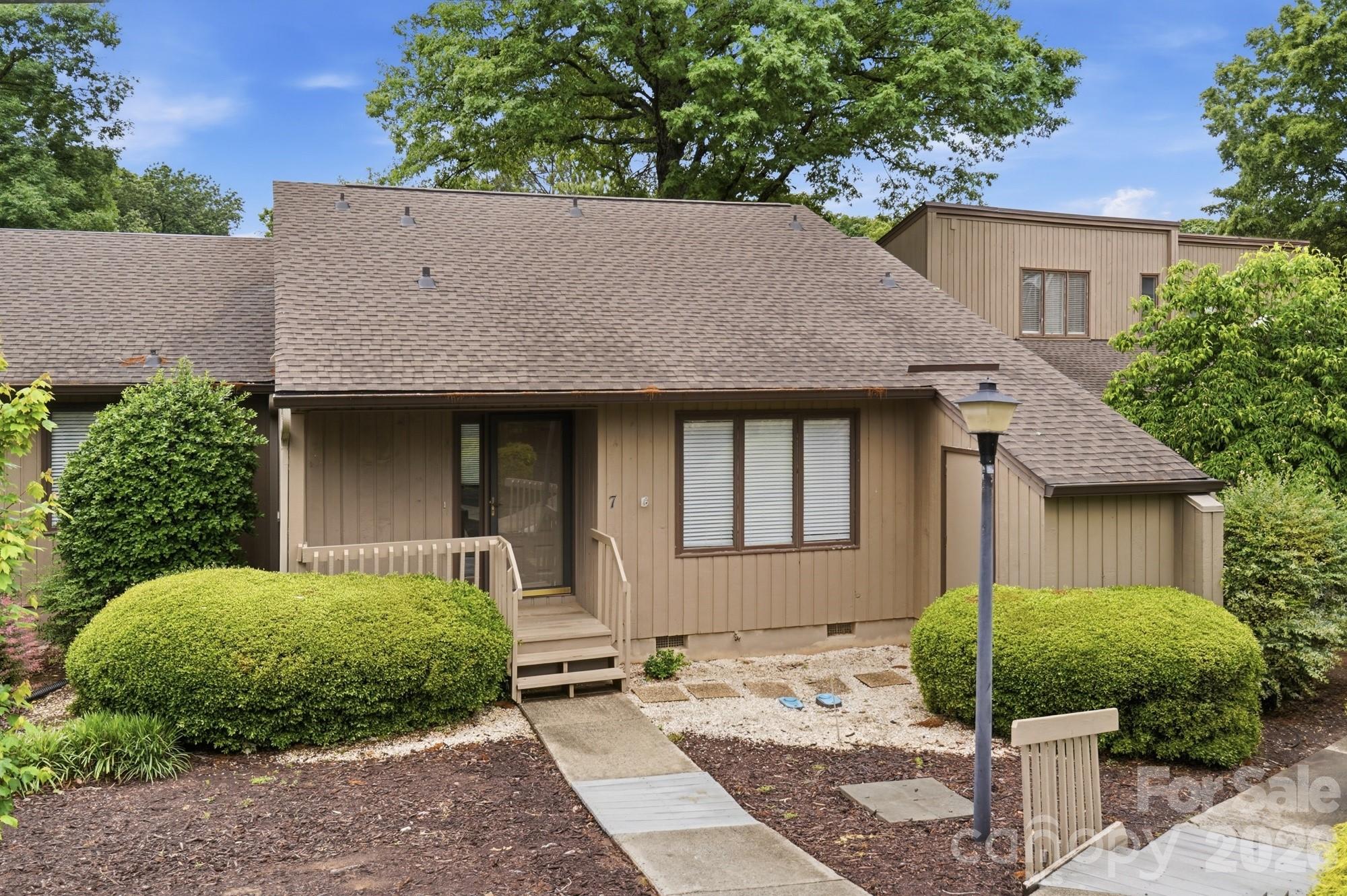 River Hills - Residential