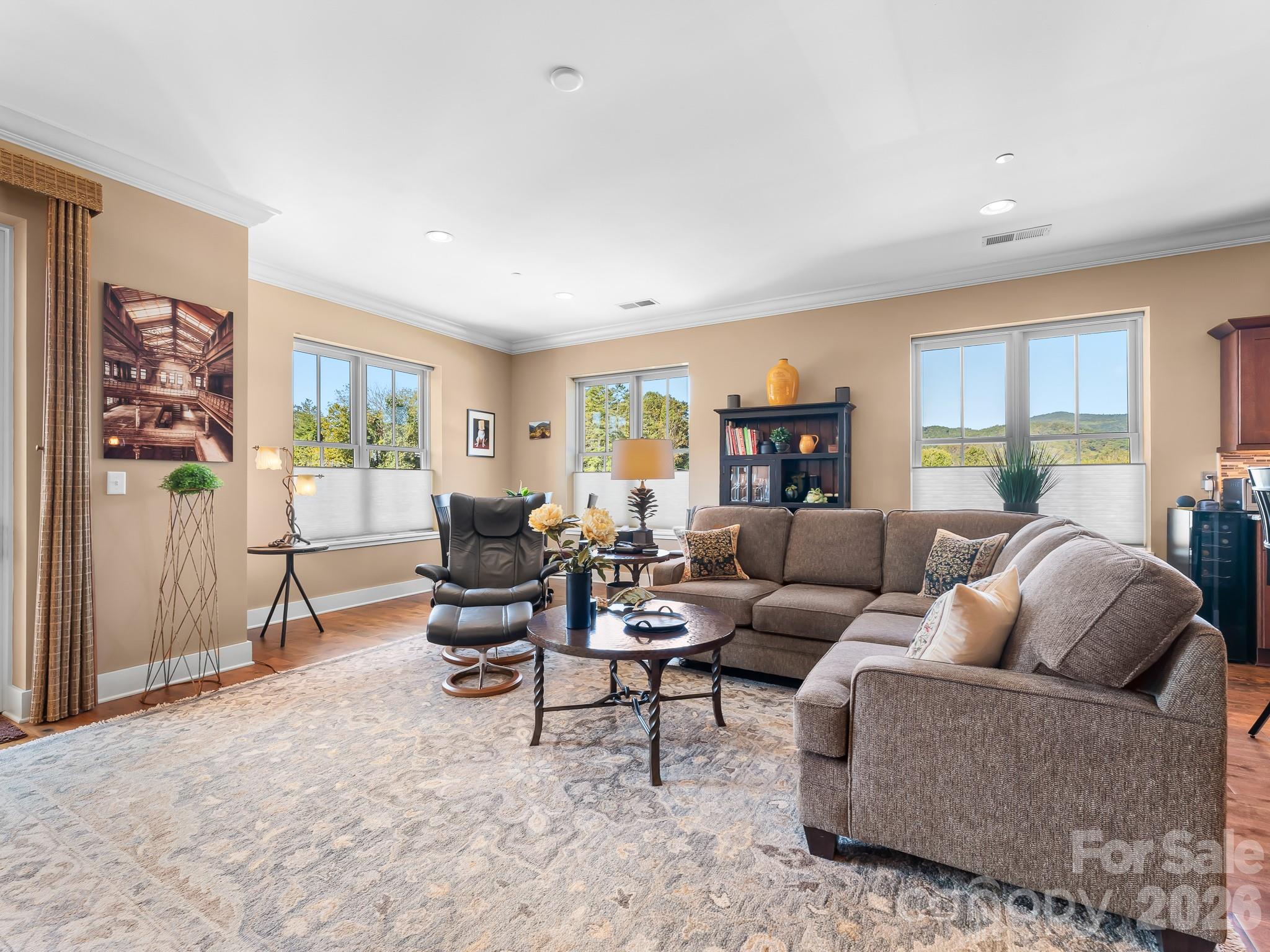 29 W French Broad Street 401
