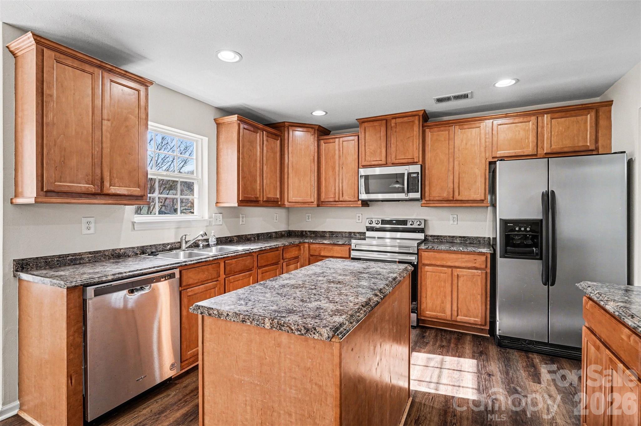 Leslie Brooke - Residential