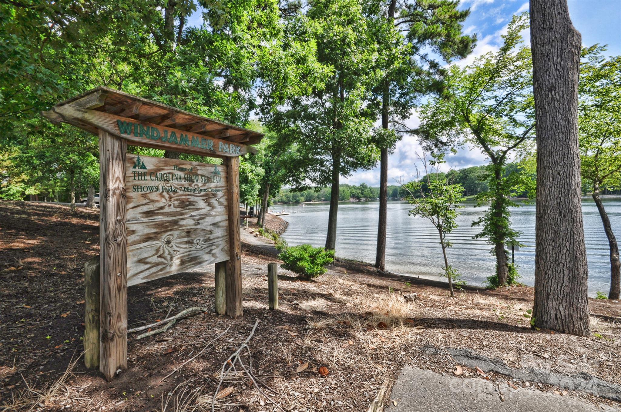 Lake Shore - Residential