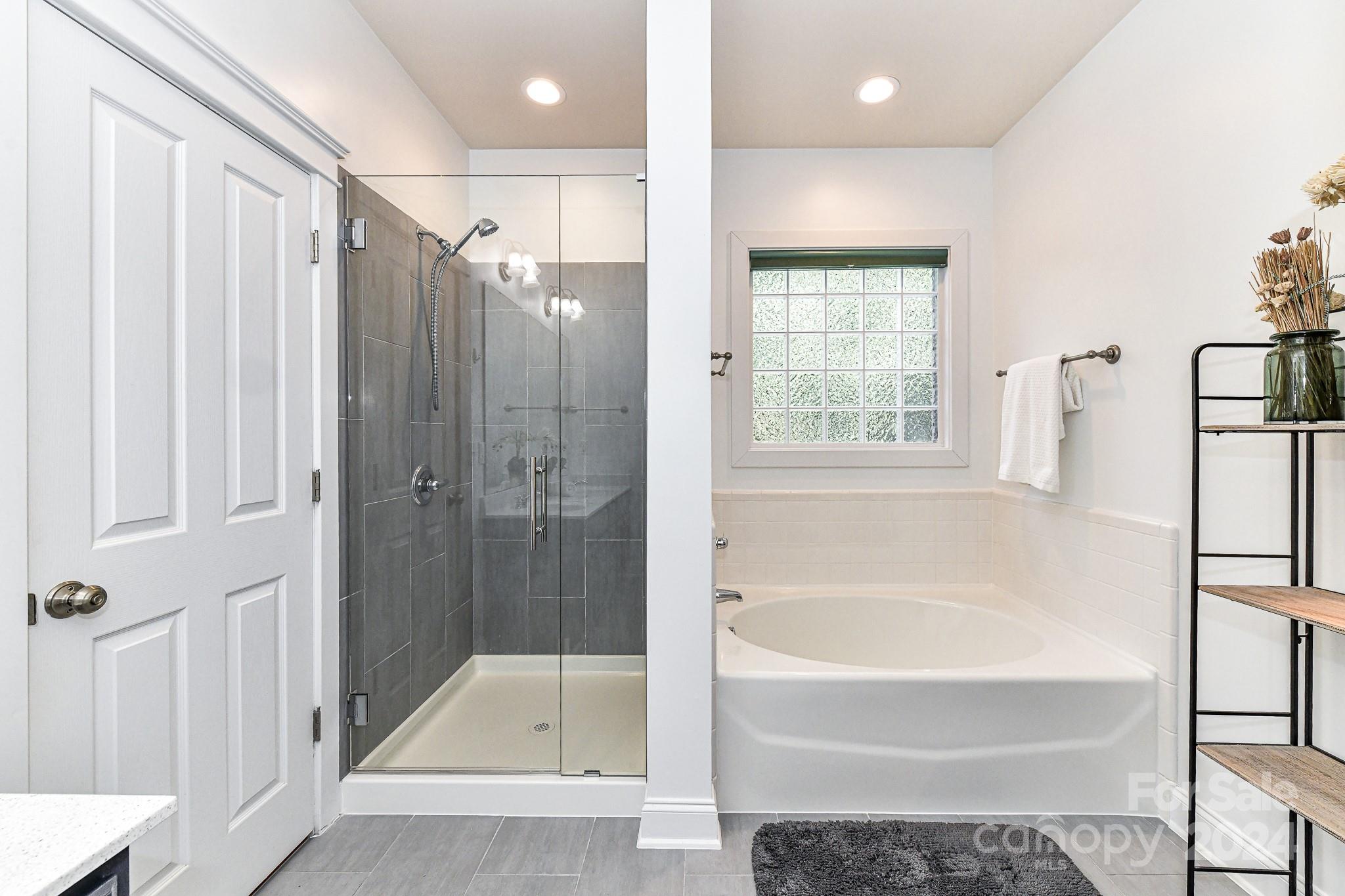 Lake Shore - Residential