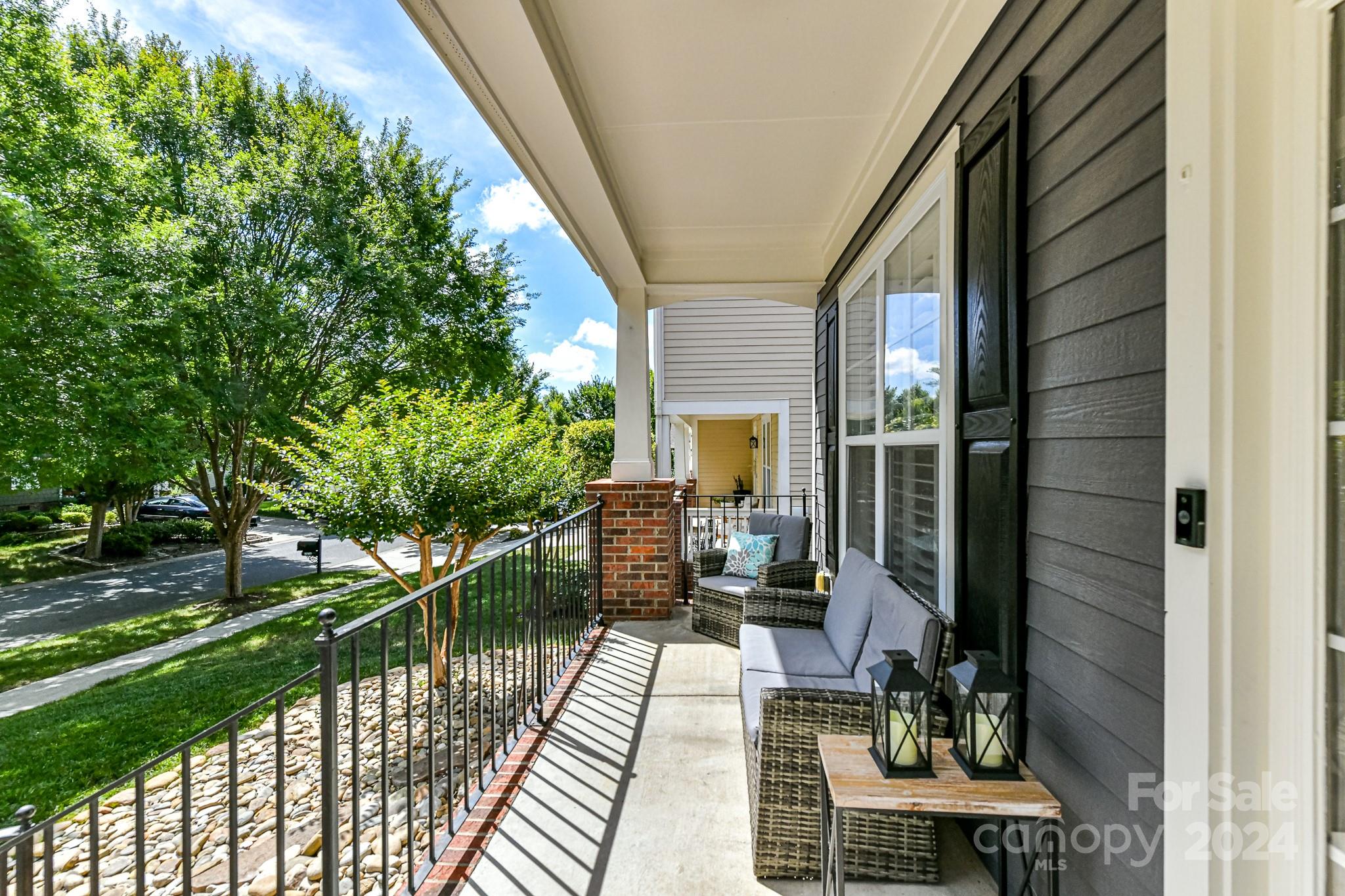 Lake Shore - Residential