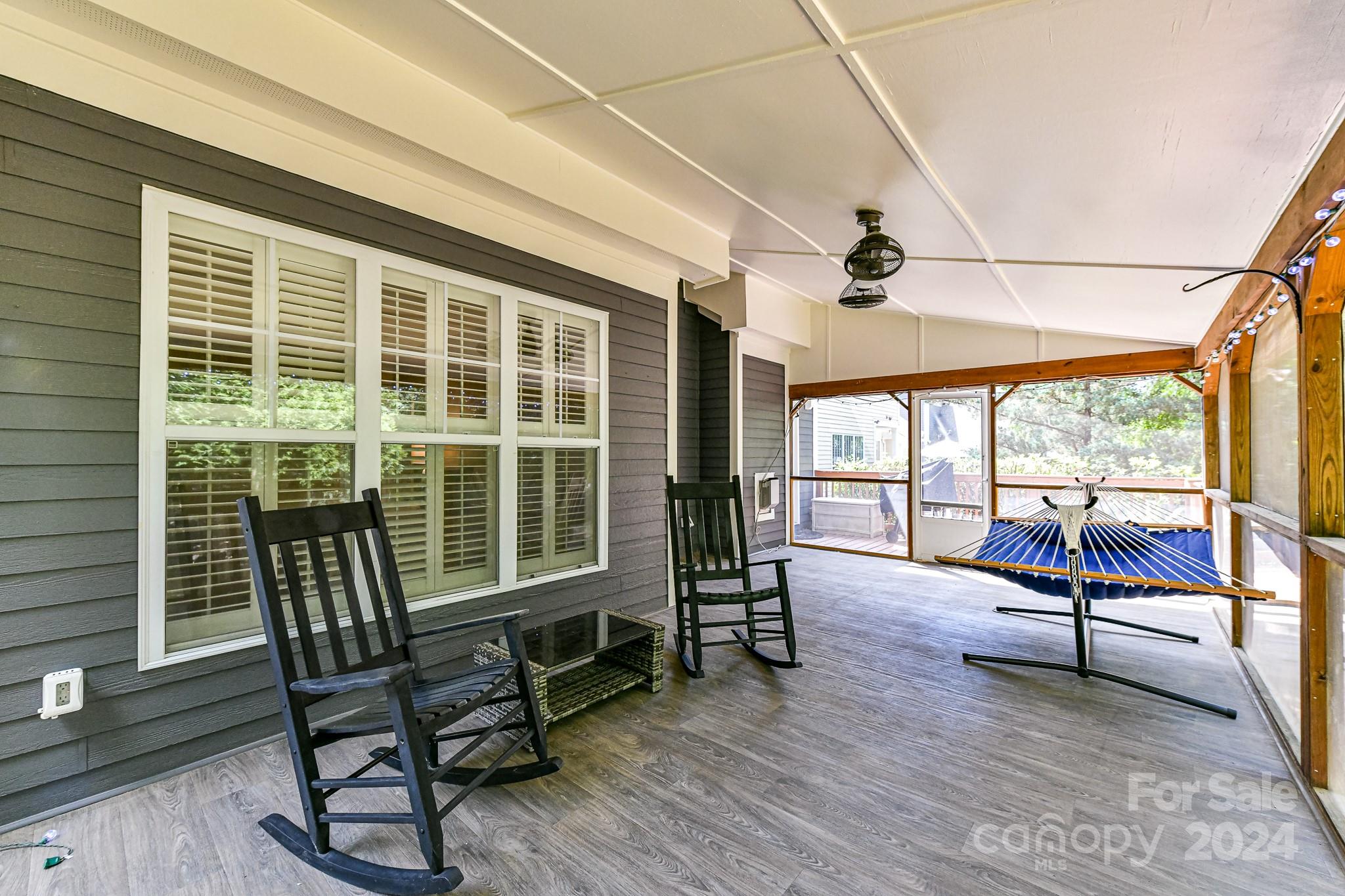 Lake Shore - Residential