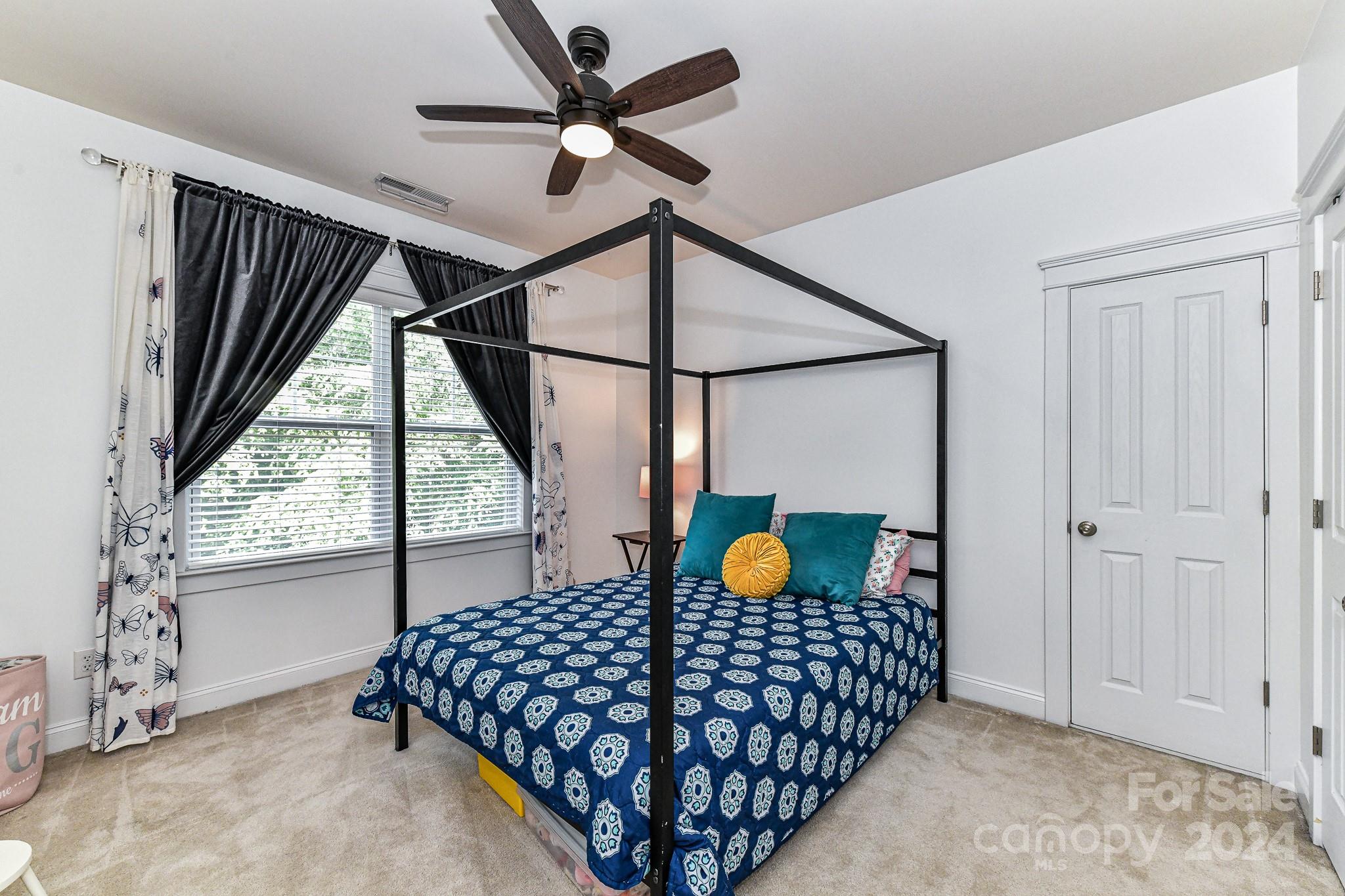 Lake Shore - Residential