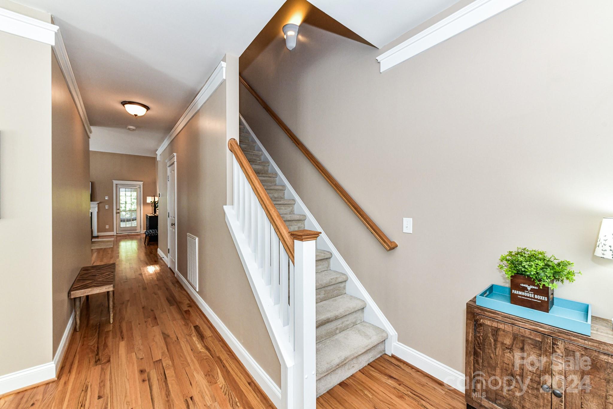 Lake Shore - Residential