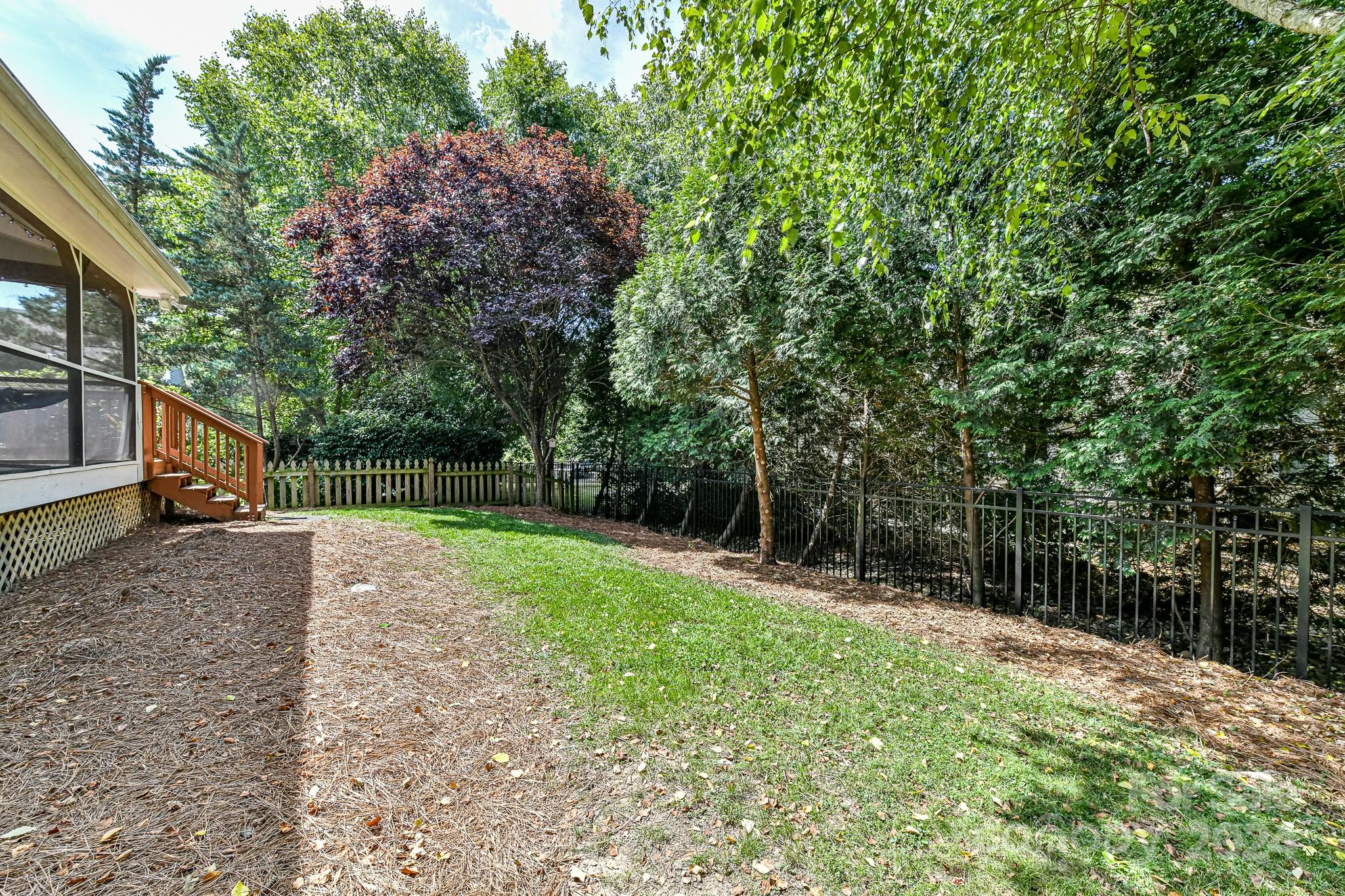 Lake Shore - Residential