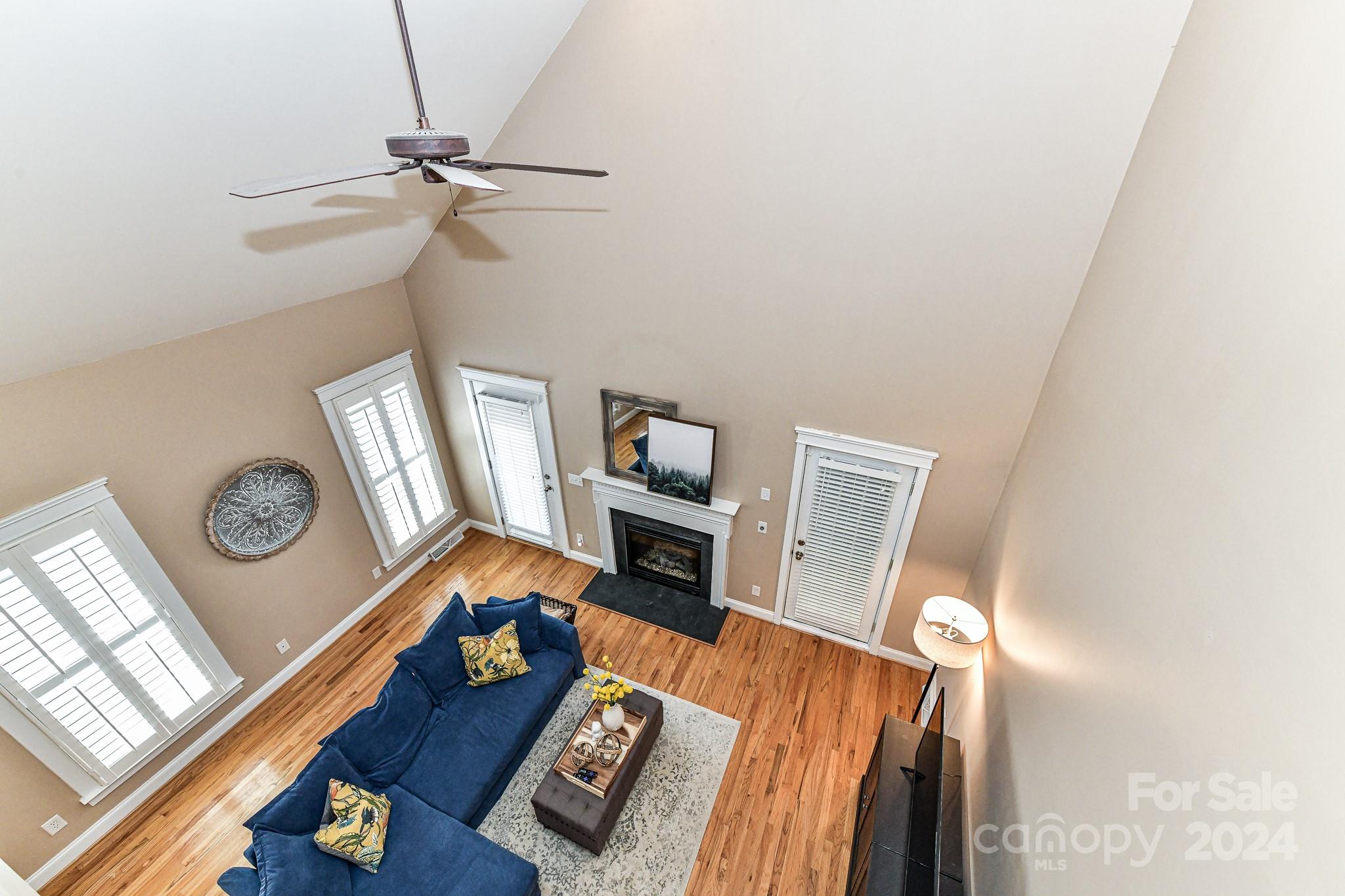 Lake Shore - Residential