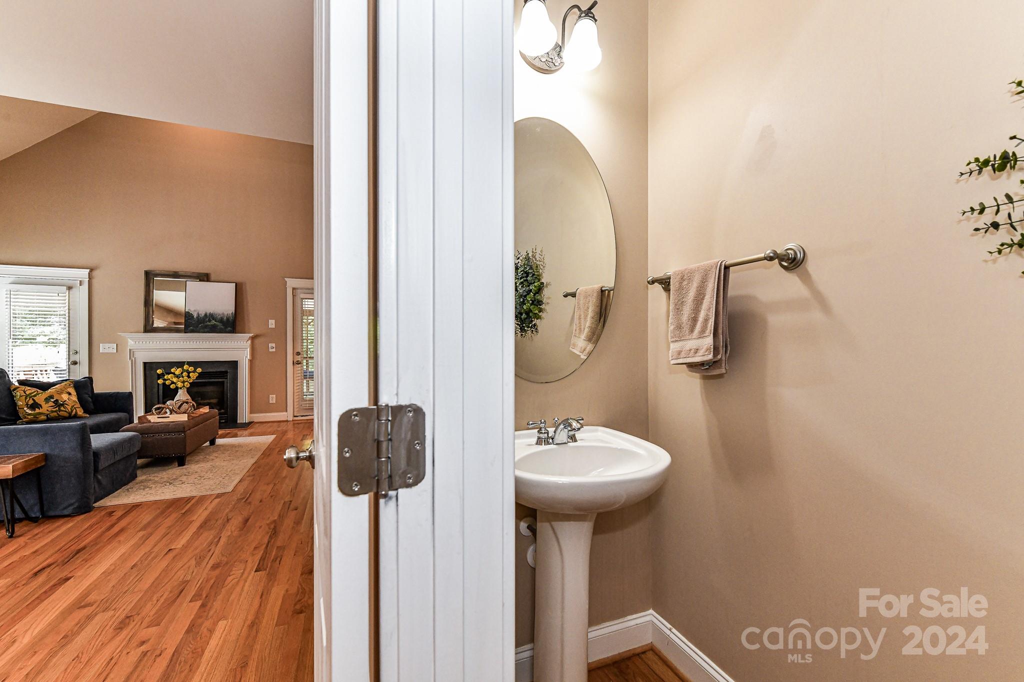 Lake Shore - Residential