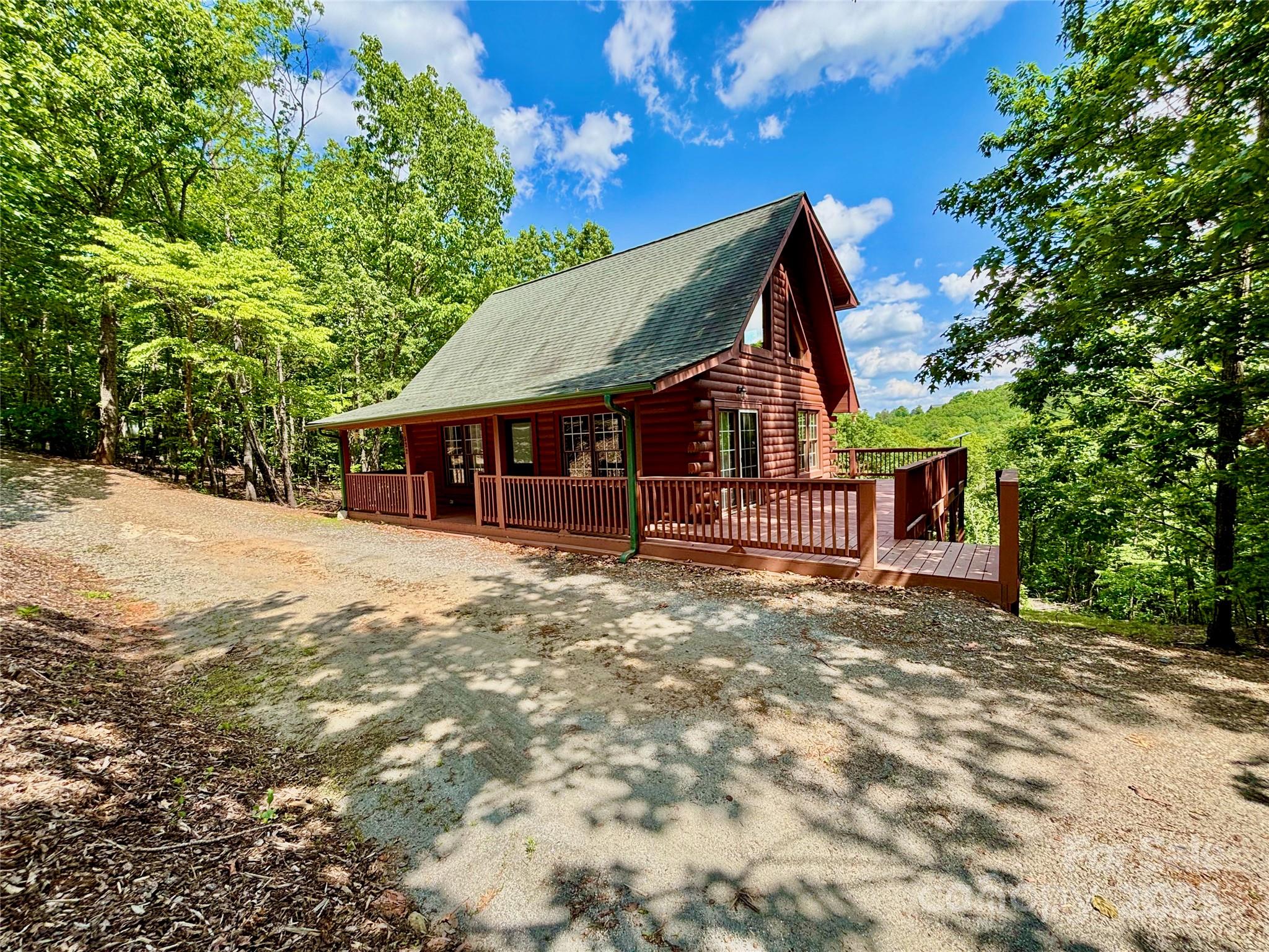 522 Woodgate Drive