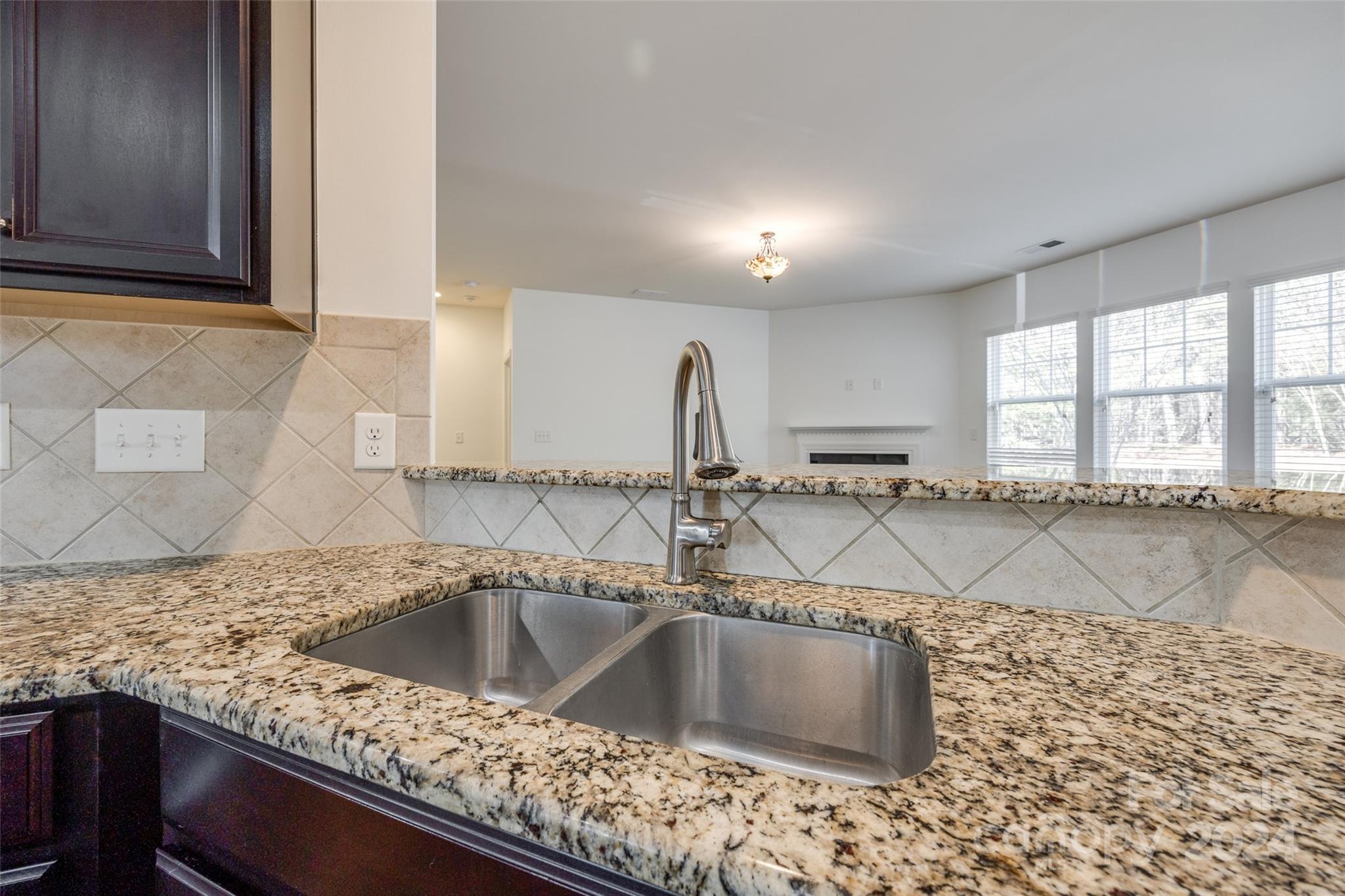 Almond Glen - Residential