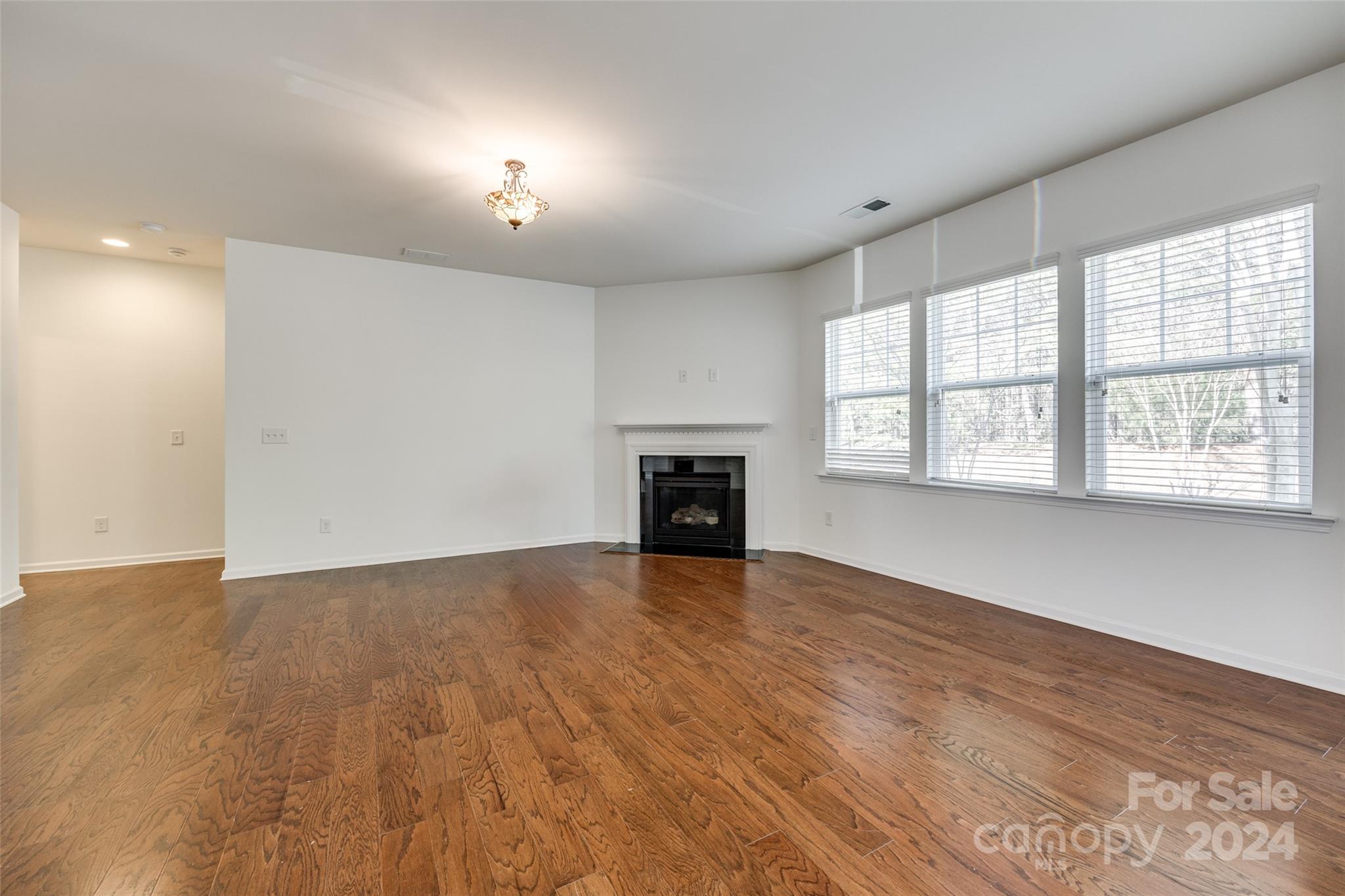 Almond Glen - Residential