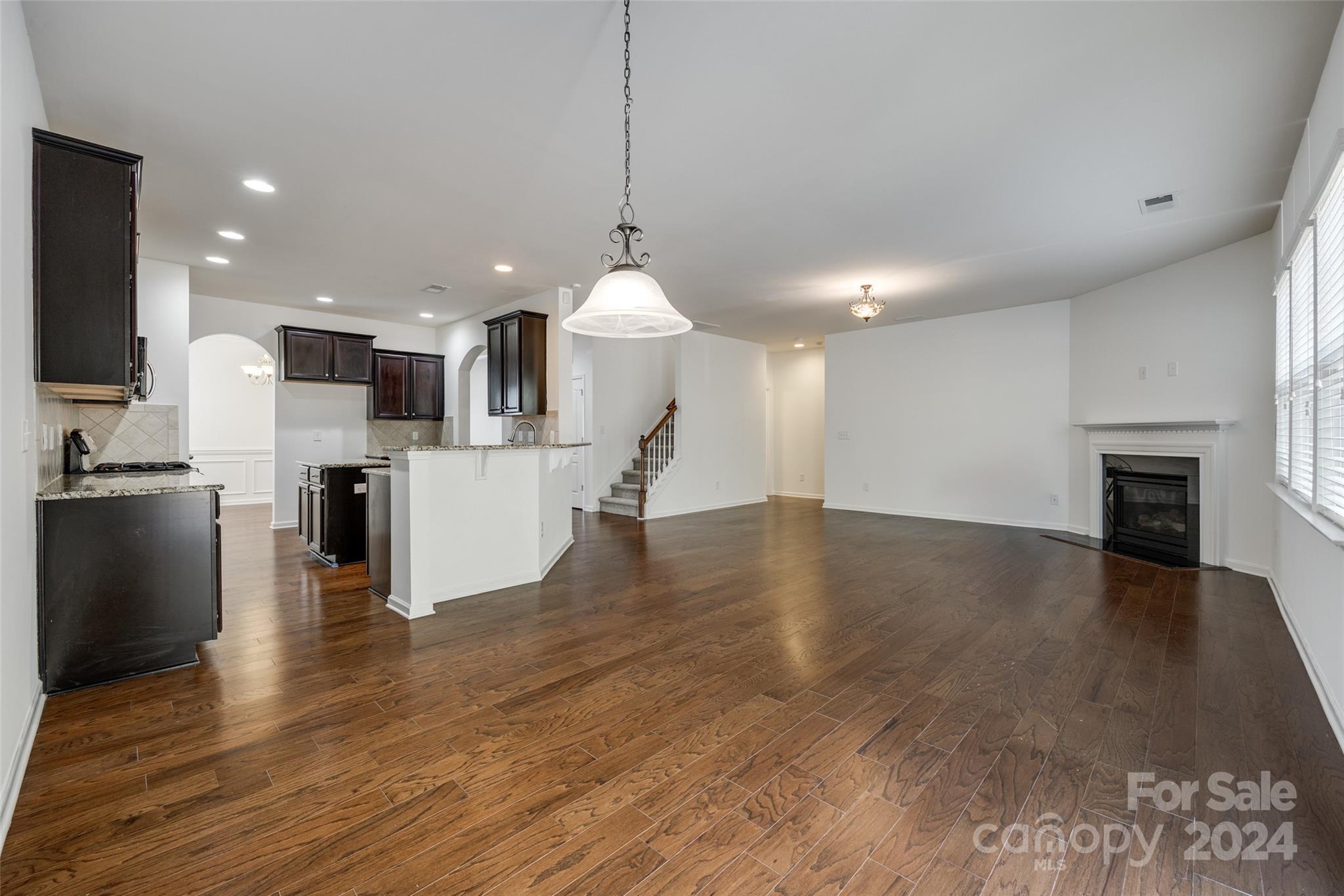 Almond Glen - Residential