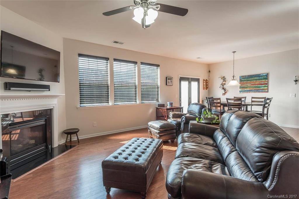 Fullerton Place - Residential