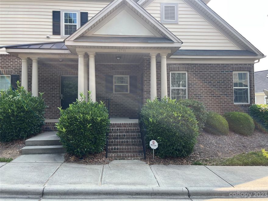 Location location in desirable Riviera community in Ballantyne. Rent this 3 br, 2.1 bath townhome with extra loft area. Primary bedroom on main level. Spacious kitchen with granite counters and ss appliances. Open plan with family room and dining room adjacent to kitchen. Abundant natural light, end unit with nice front porch and back patio for relaxing. Two car garage. HOA includes water, lawn maintenance.