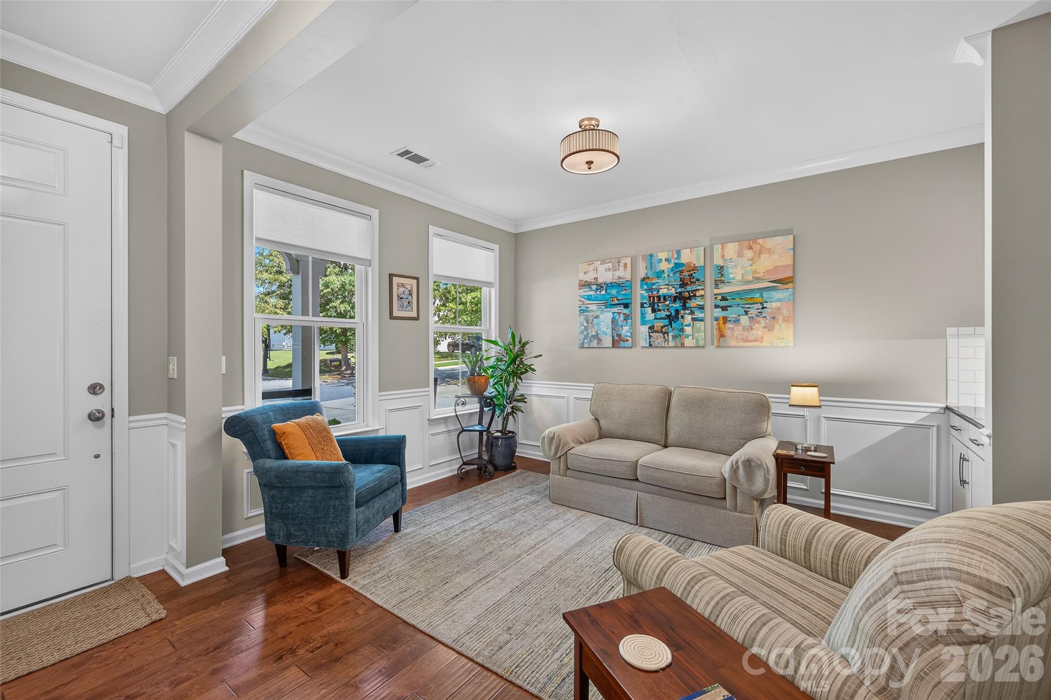 8829 Bur Lane